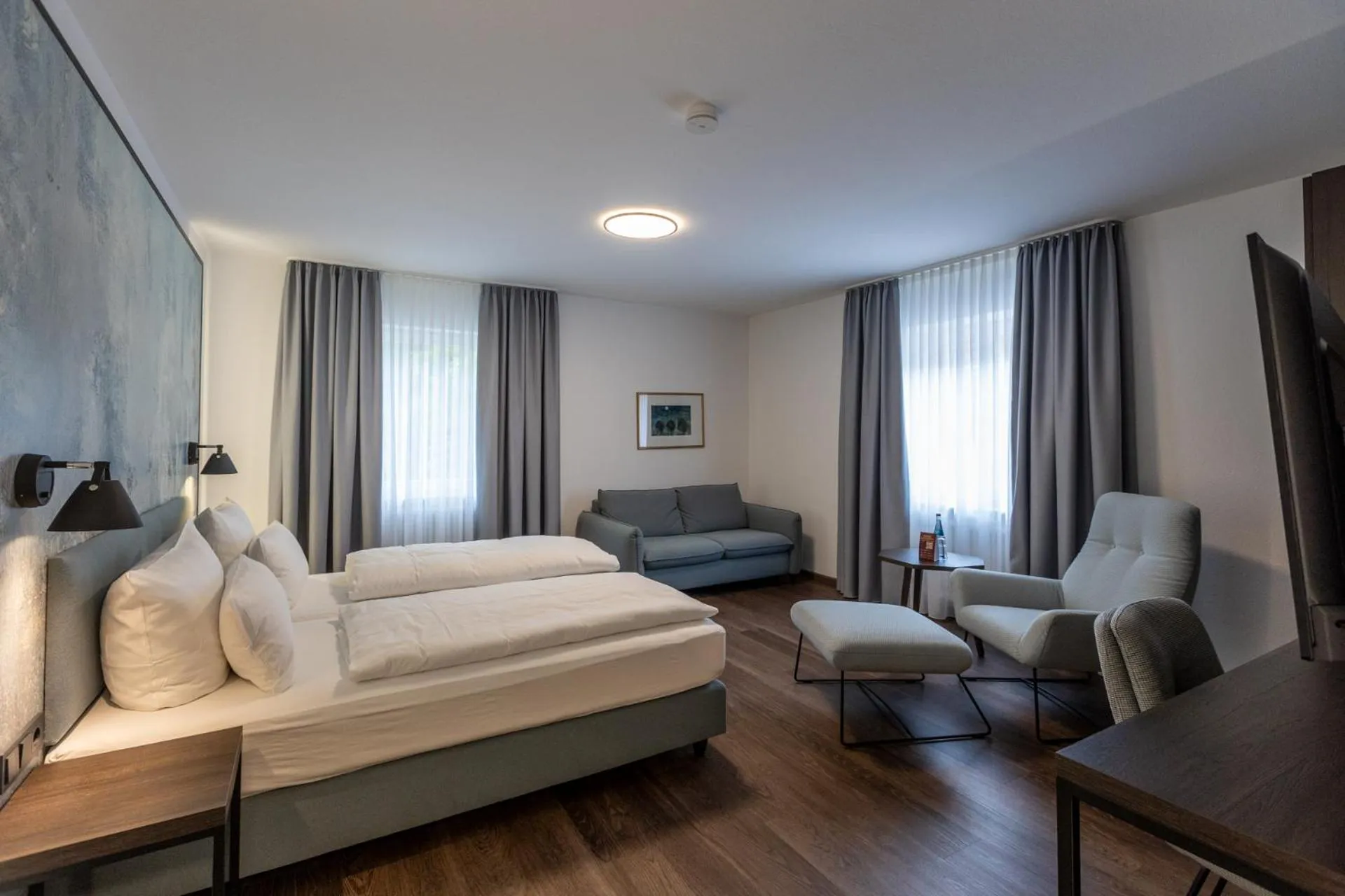 Photo of the whole room, Bed in Hotel Hirsch