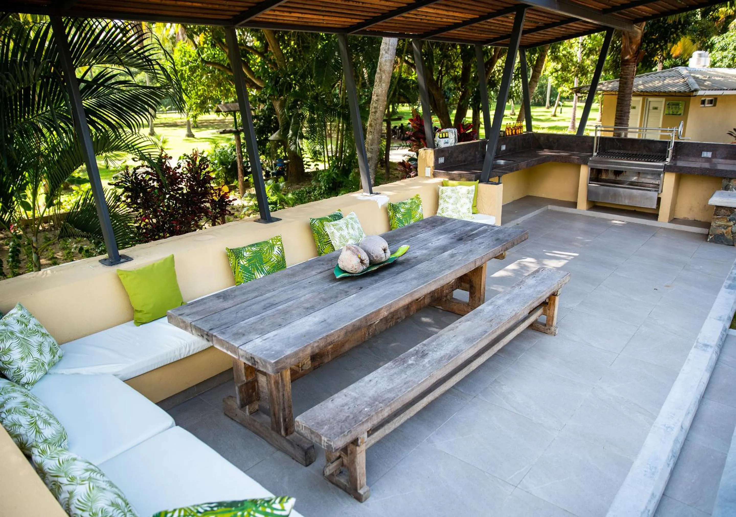 Patio in Gardenia Springs - La Finca Buritaca
