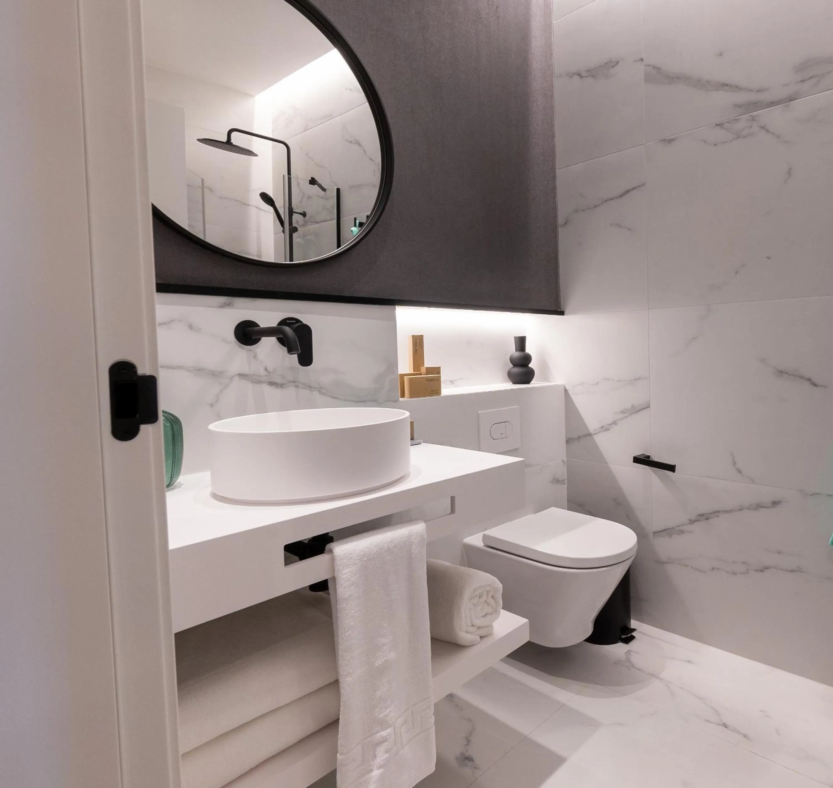 Bathroom in L&H Gran Vía Valencia