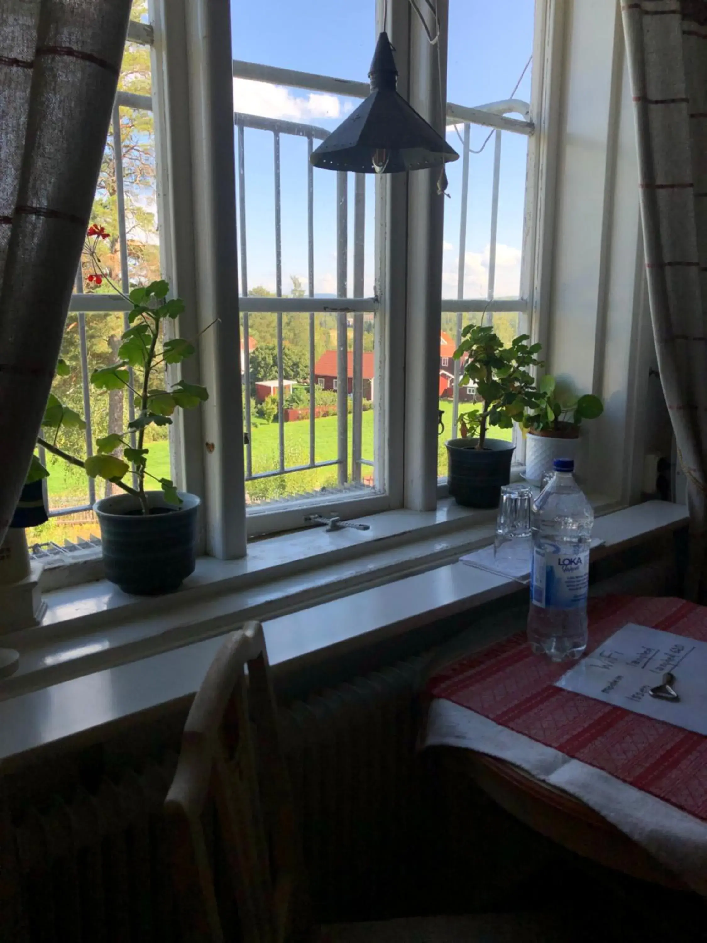 Deluxe Double Room with Shower in Långhedgården Bed & Breakfast Deluxe Double Room with Shower in Långhedgården Bed & Breakfast