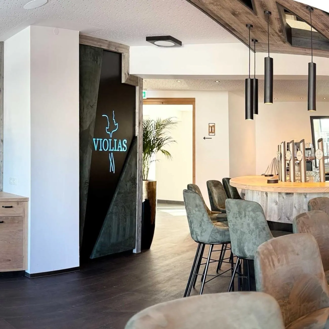 Lounge or bar in Wander- und Familienhotel Erika