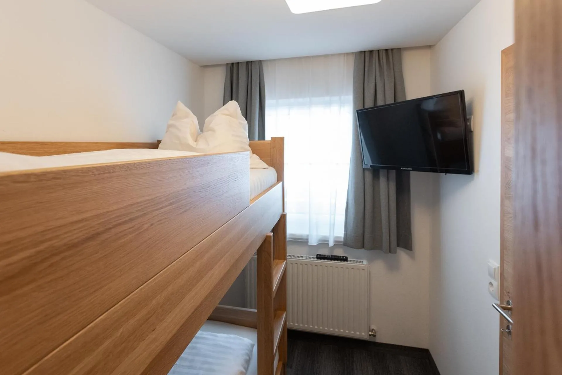 bunk bed, Bed in Wander- und Familienhotel Erika