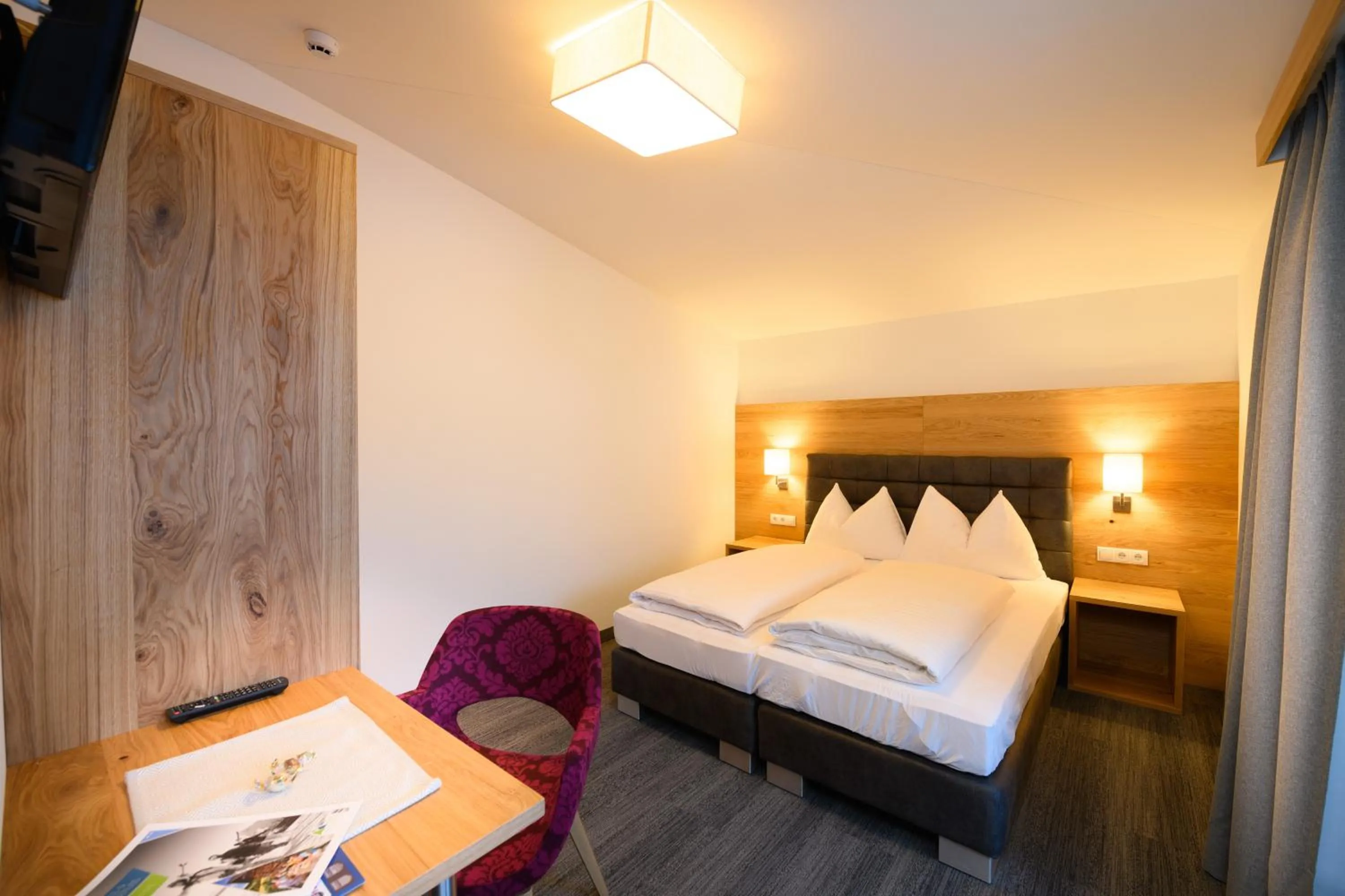 Bedroom, Bed in Wander- und Familienhotel Erika