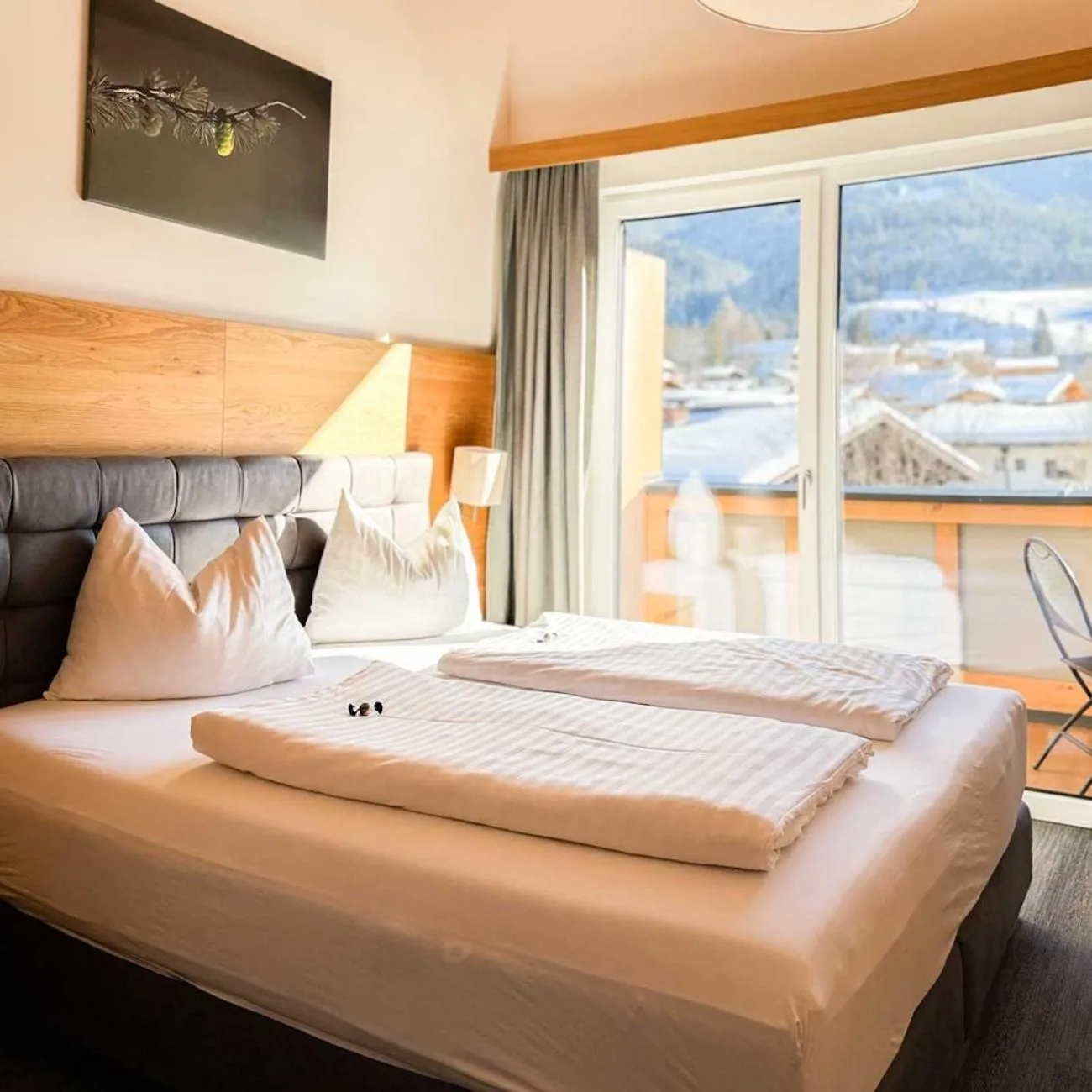 Photo of the whole room, Bed in Wander- und Familienhotel Erika