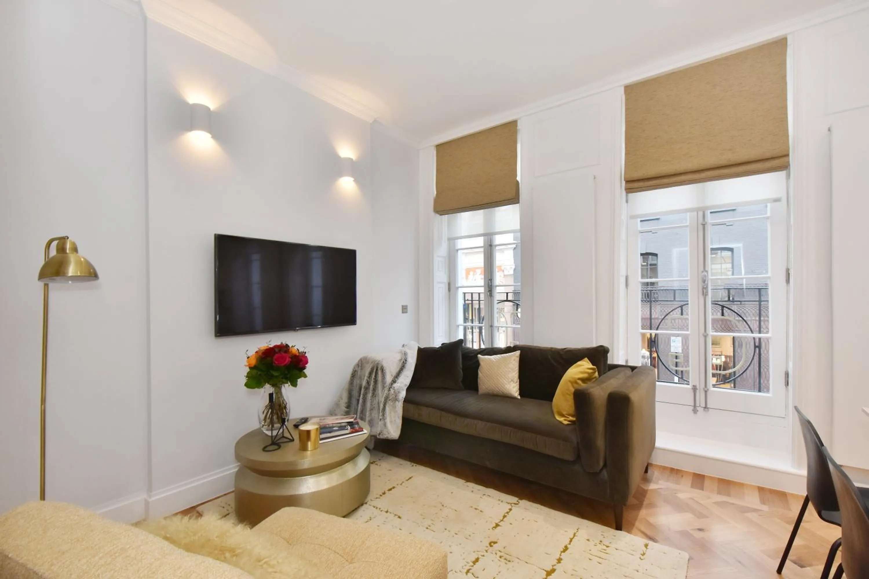 Living room in London Choice Apartments - Mayfair - Piccadilly