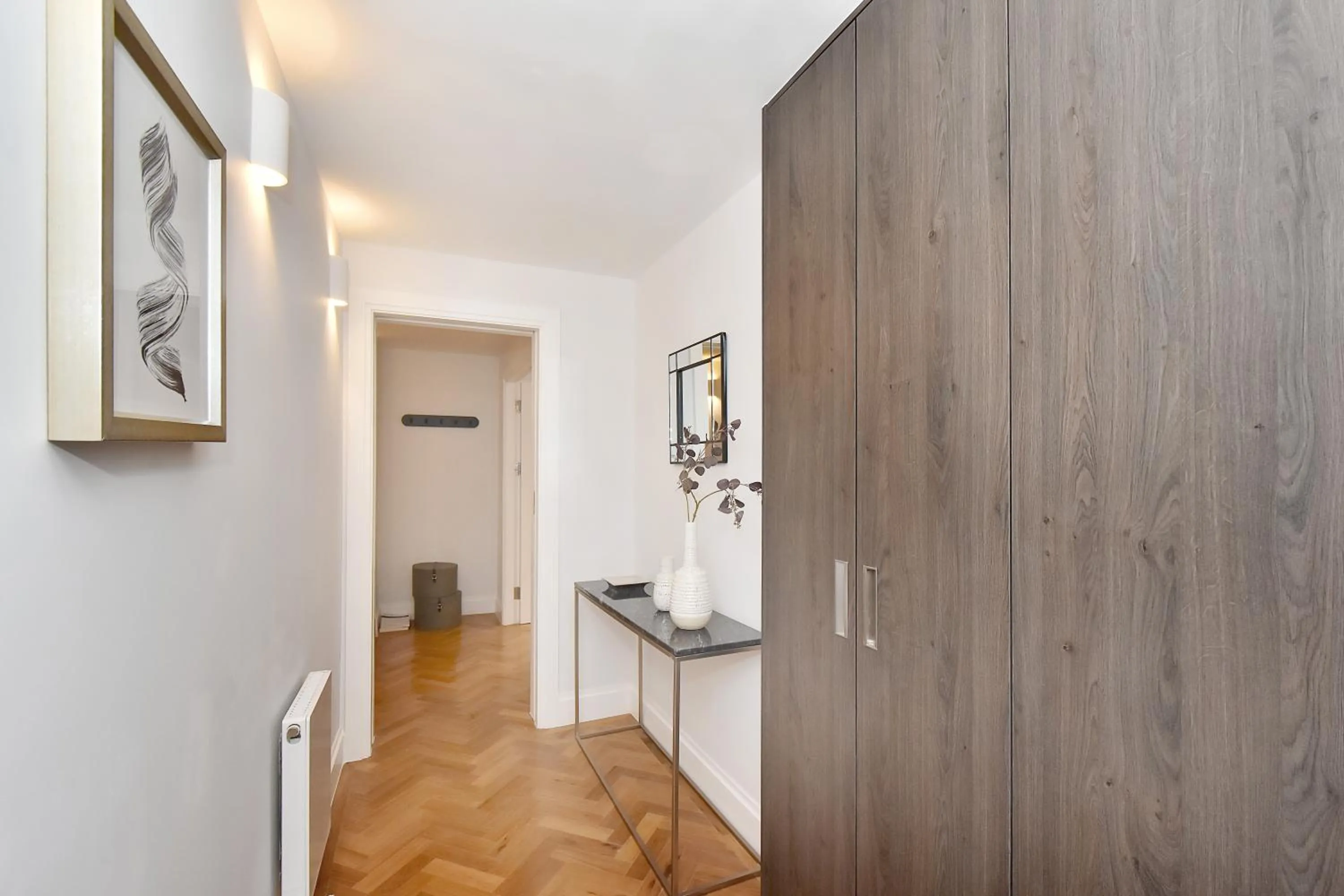 Decorative detail in London Choice Apartments - Mayfair - Piccadilly