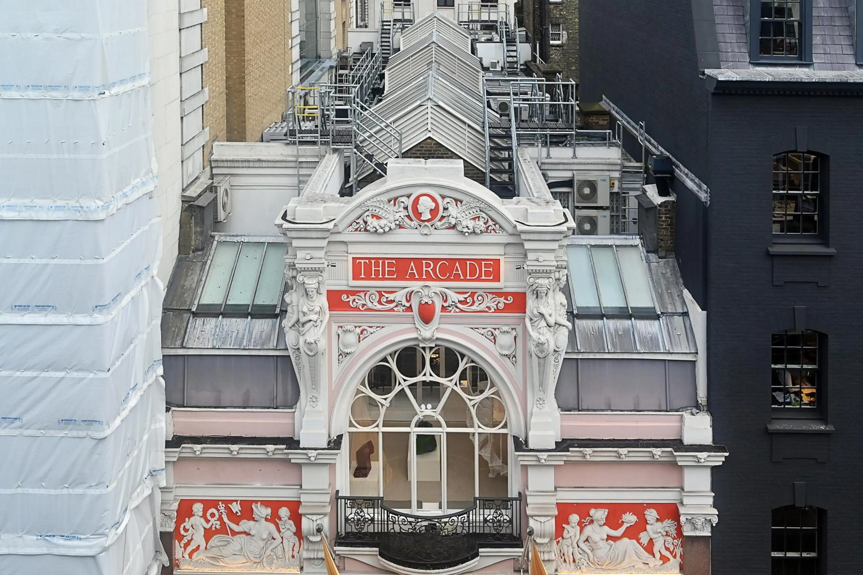 Landmark view in London Choice Apartments - Mayfair - Piccadilly