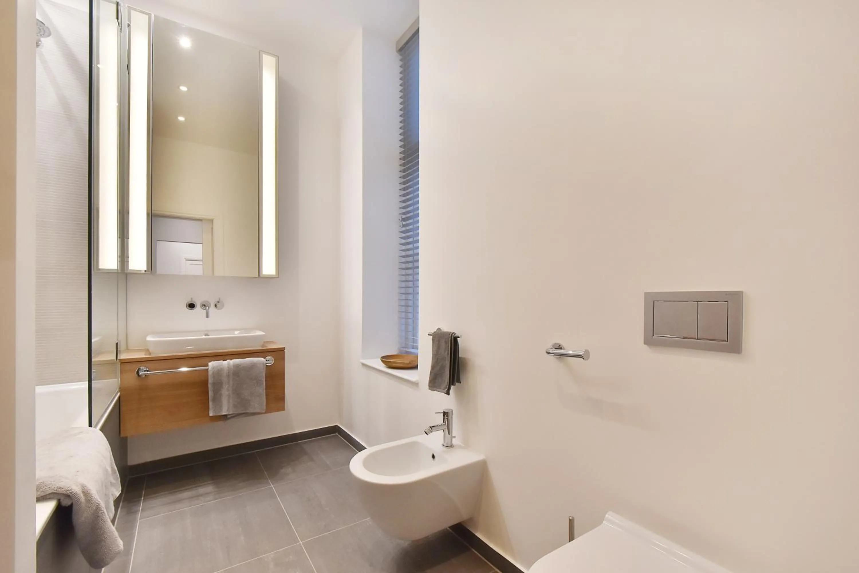 Bathroom in London Choice Apartments - Mayfair - Piccadilly