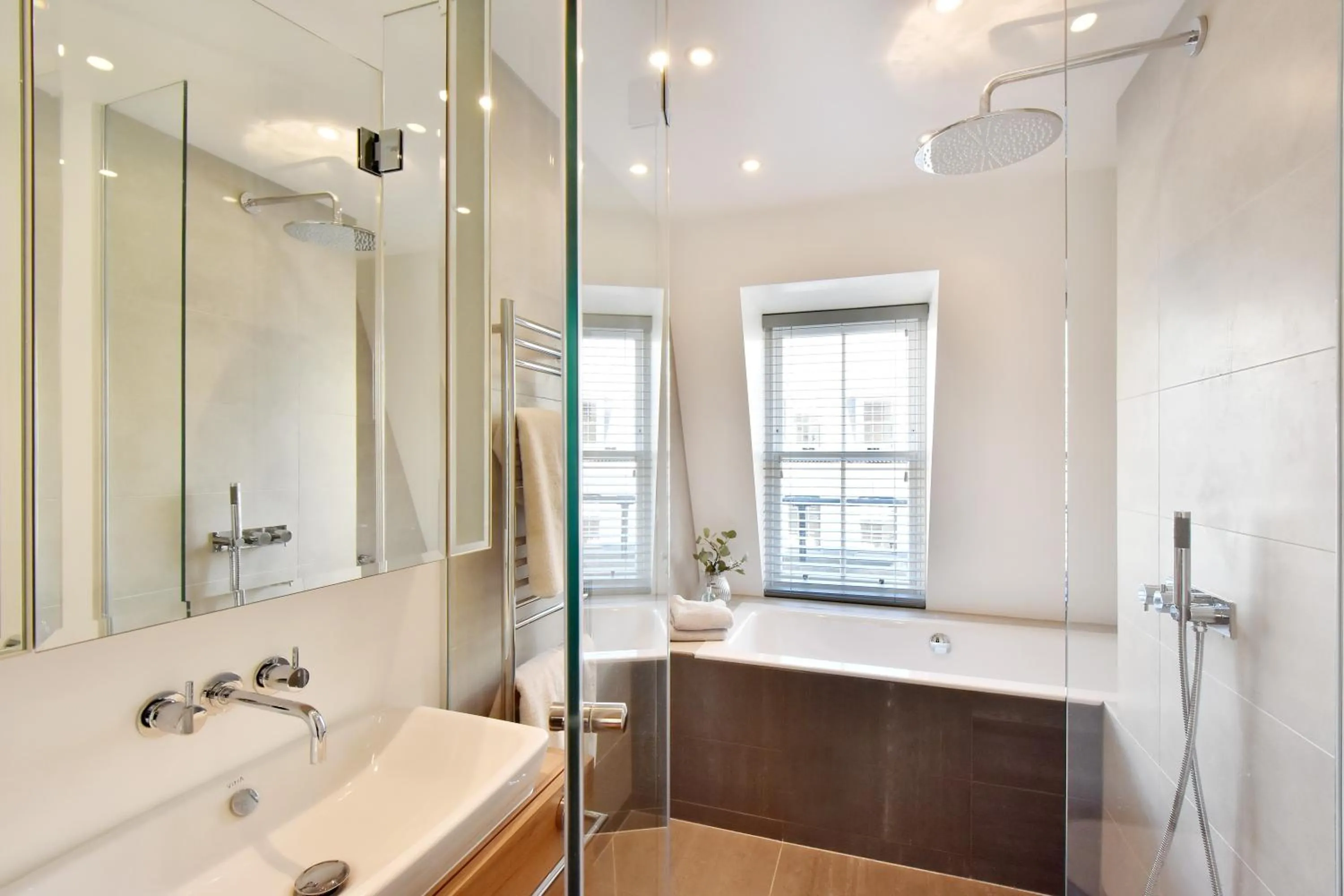 Bathroom in London Choice Apartments - Mayfair - Piccadilly