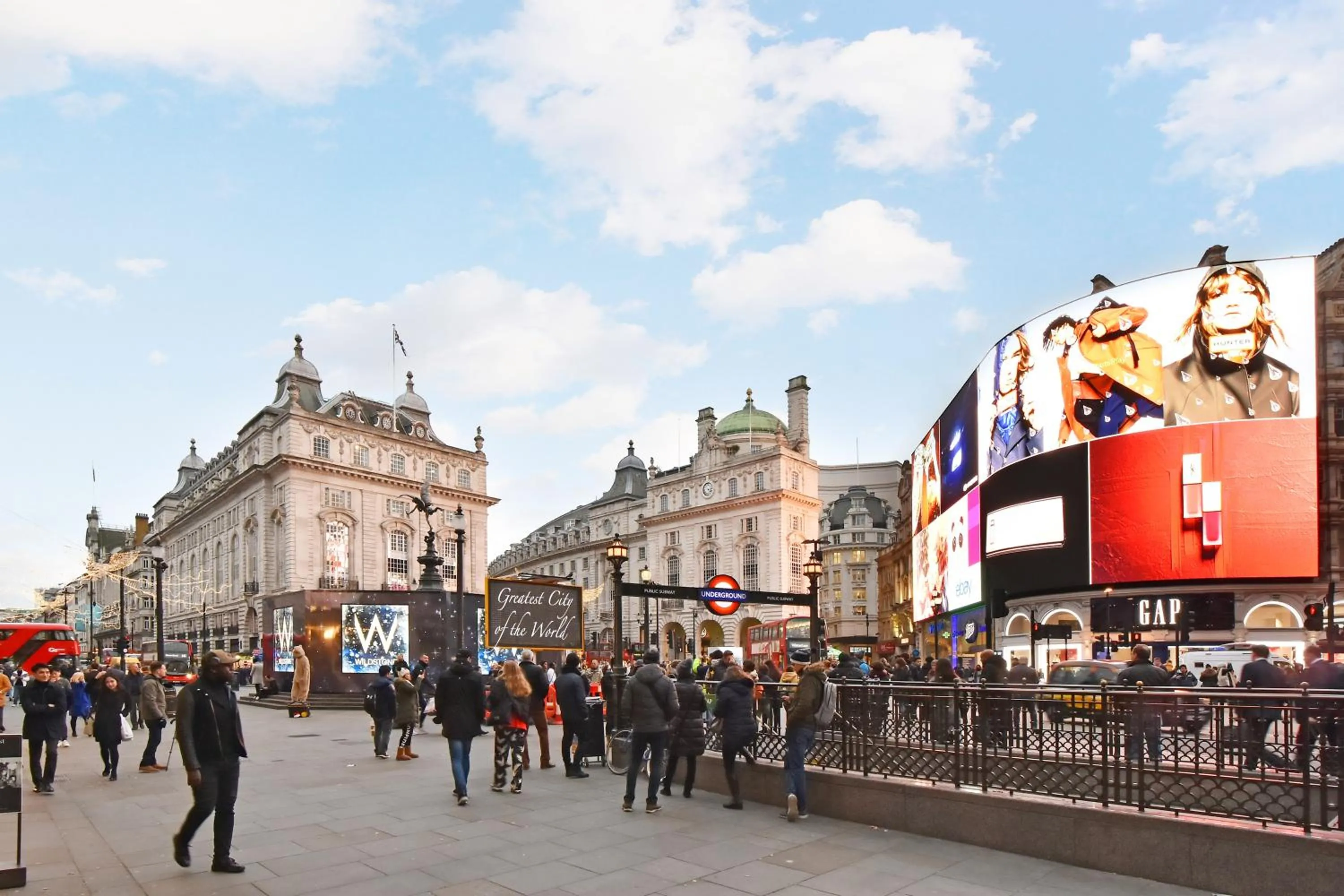 Nearby landmark in London Choice Apartments - Mayfair - Piccadilly