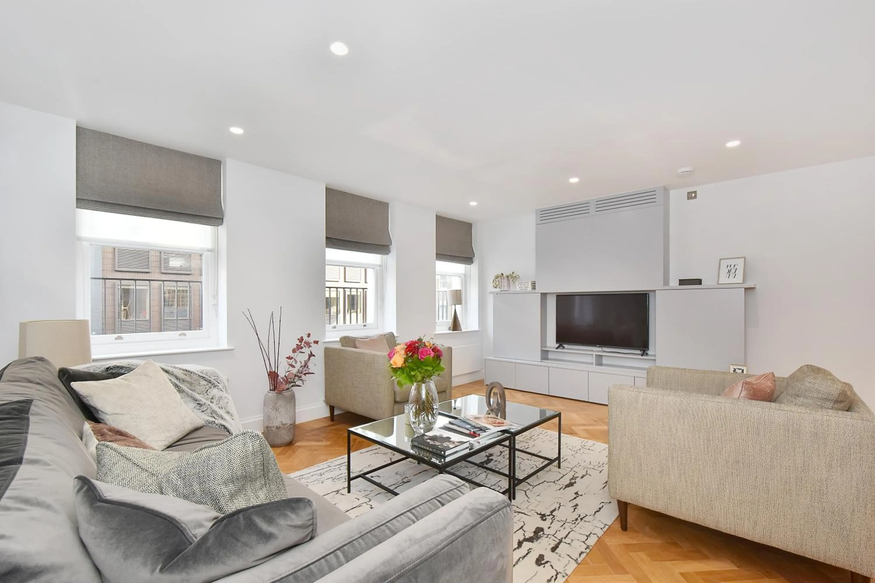 Seating area in London Choice Apartments - Mayfair - Piccadilly
