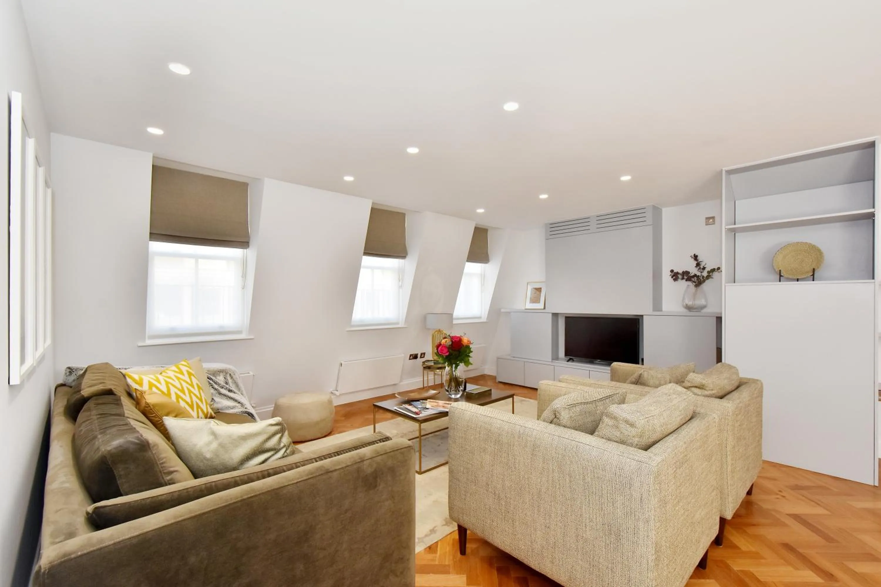 Seating area in London Choice Apartments - Mayfair - Piccadilly
