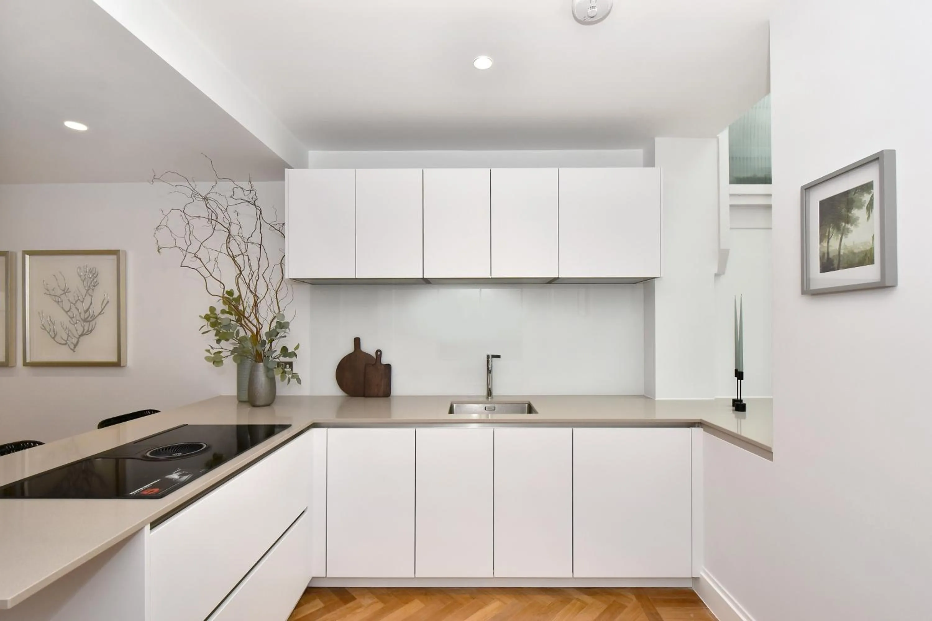 Kitchen or kitchenette in London Choice Apartments - Mayfair - Piccadilly