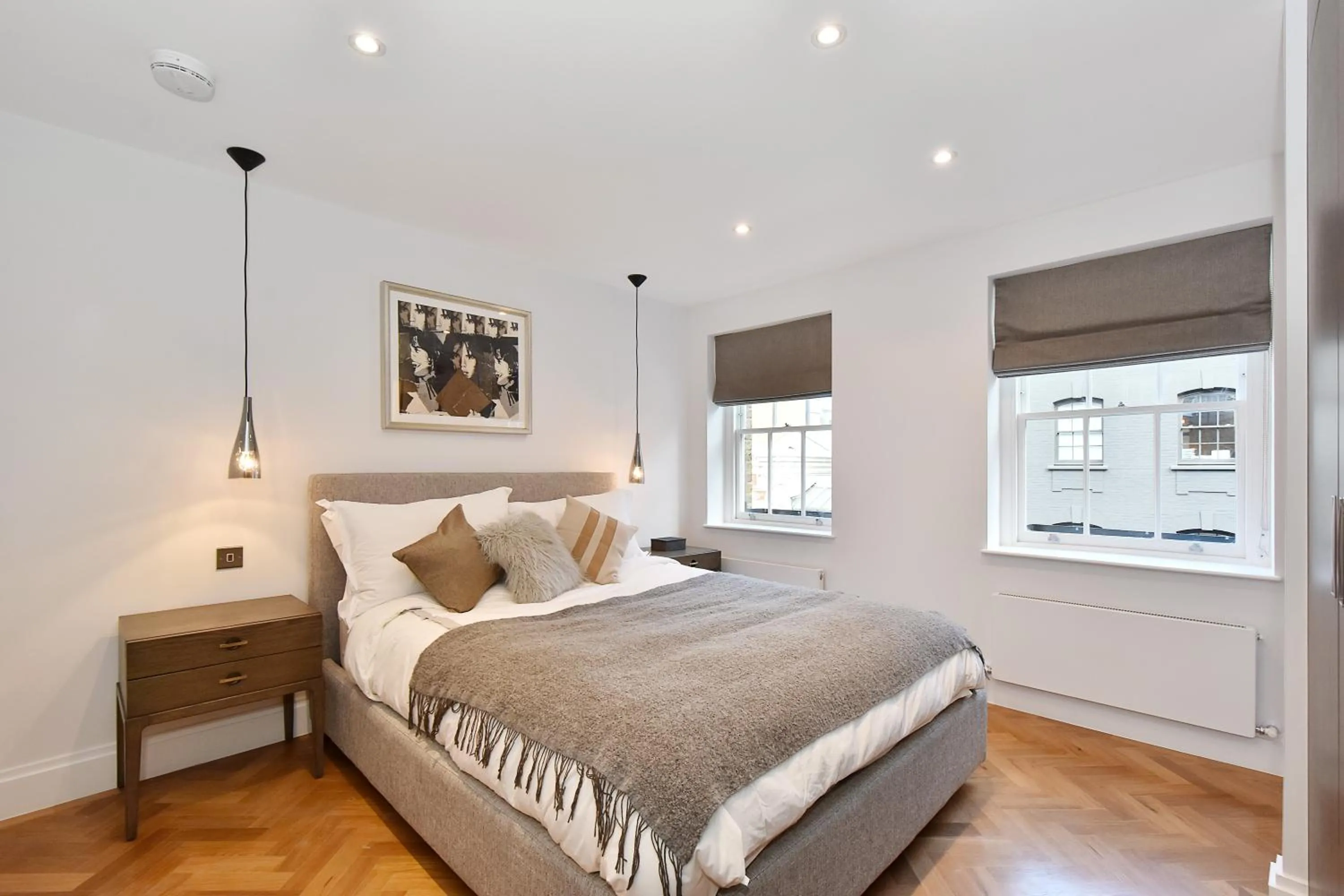 Bed in London Choice Apartments - Mayfair - Piccadilly