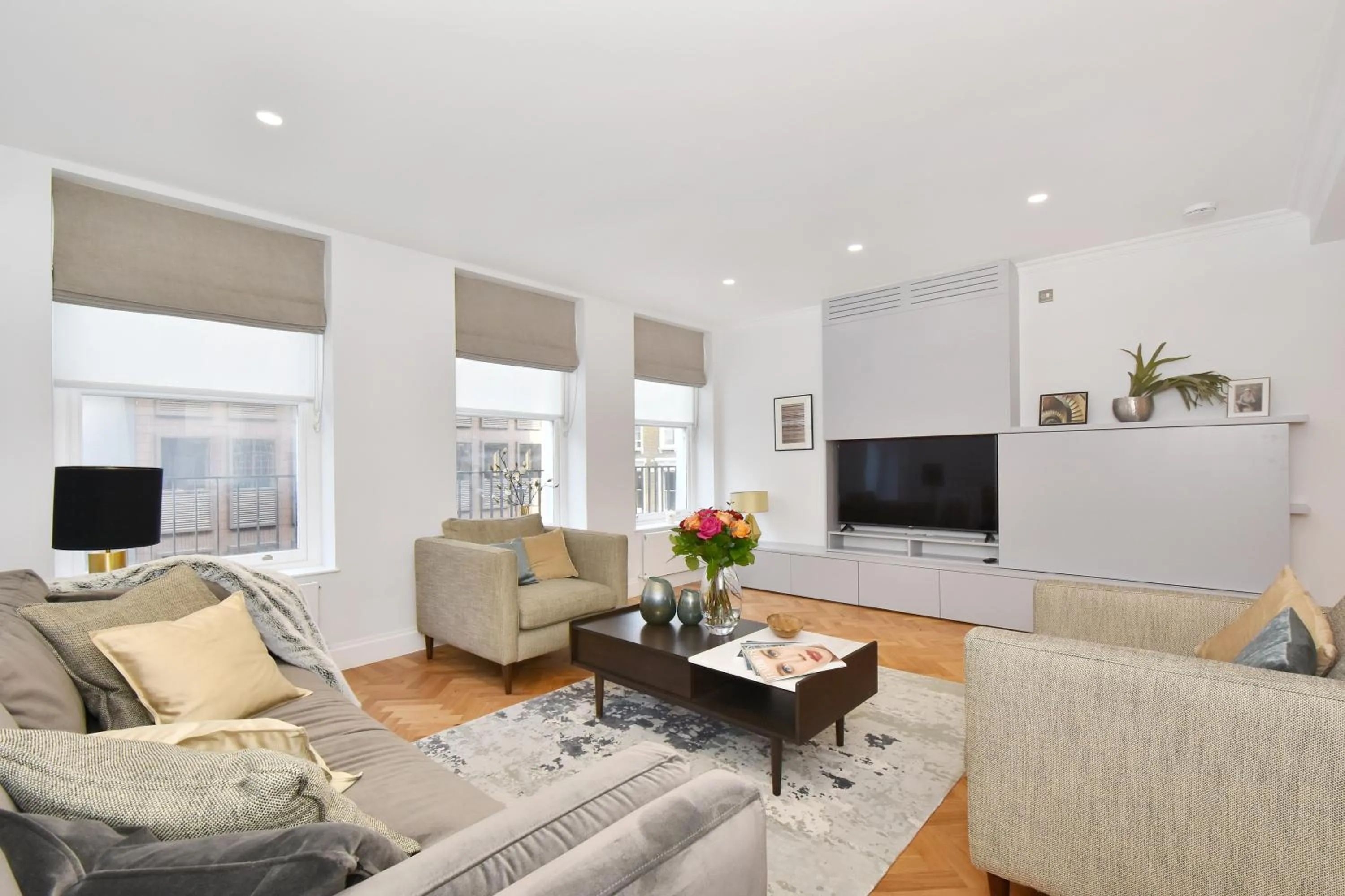 Seating area in London Choice Apartments - Mayfair - Piccadilly