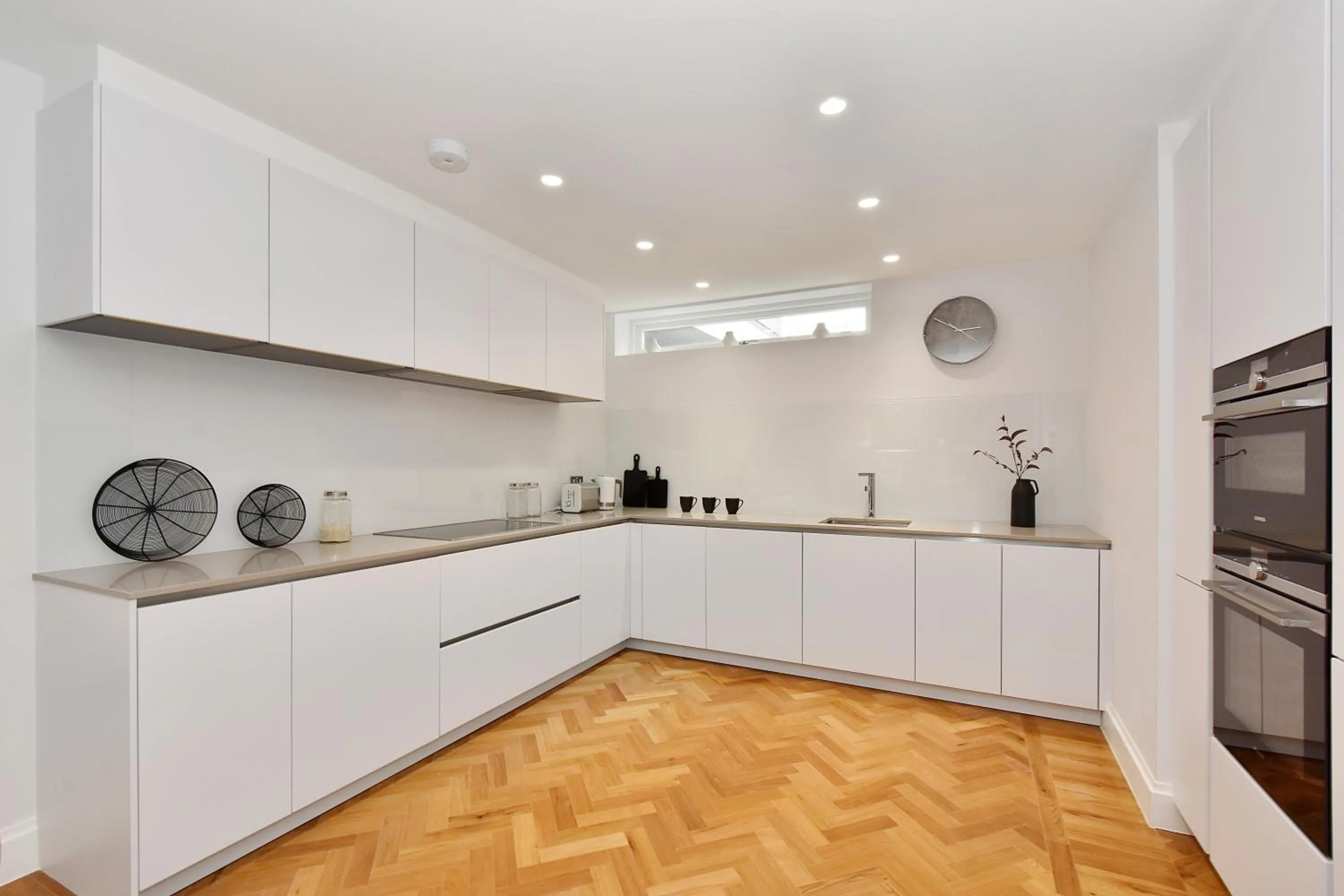 Kitchen or kitchenette in London Choice Apartments - Mayfair - Piccadilly