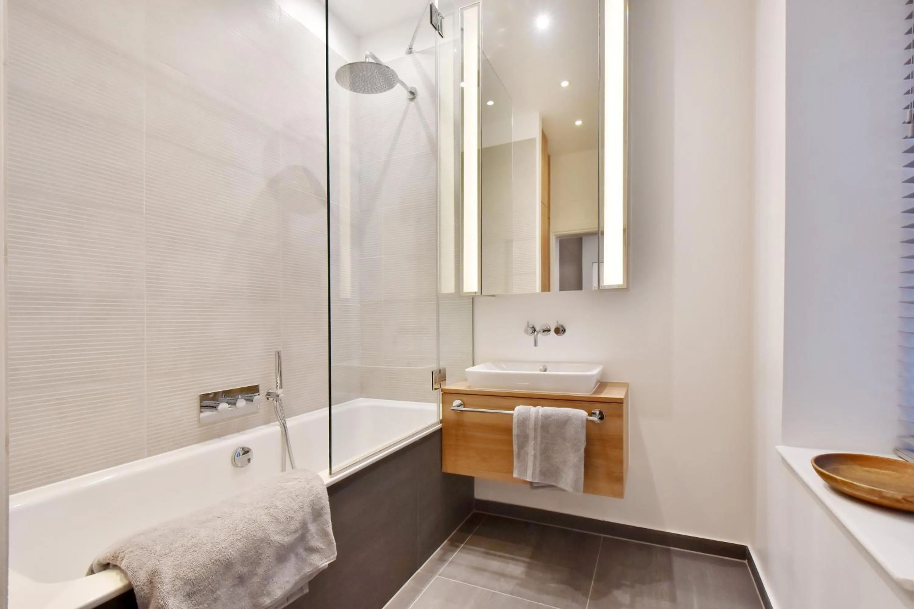 Bathroom in London Choice Apartments - Mayfair - Piccadilly