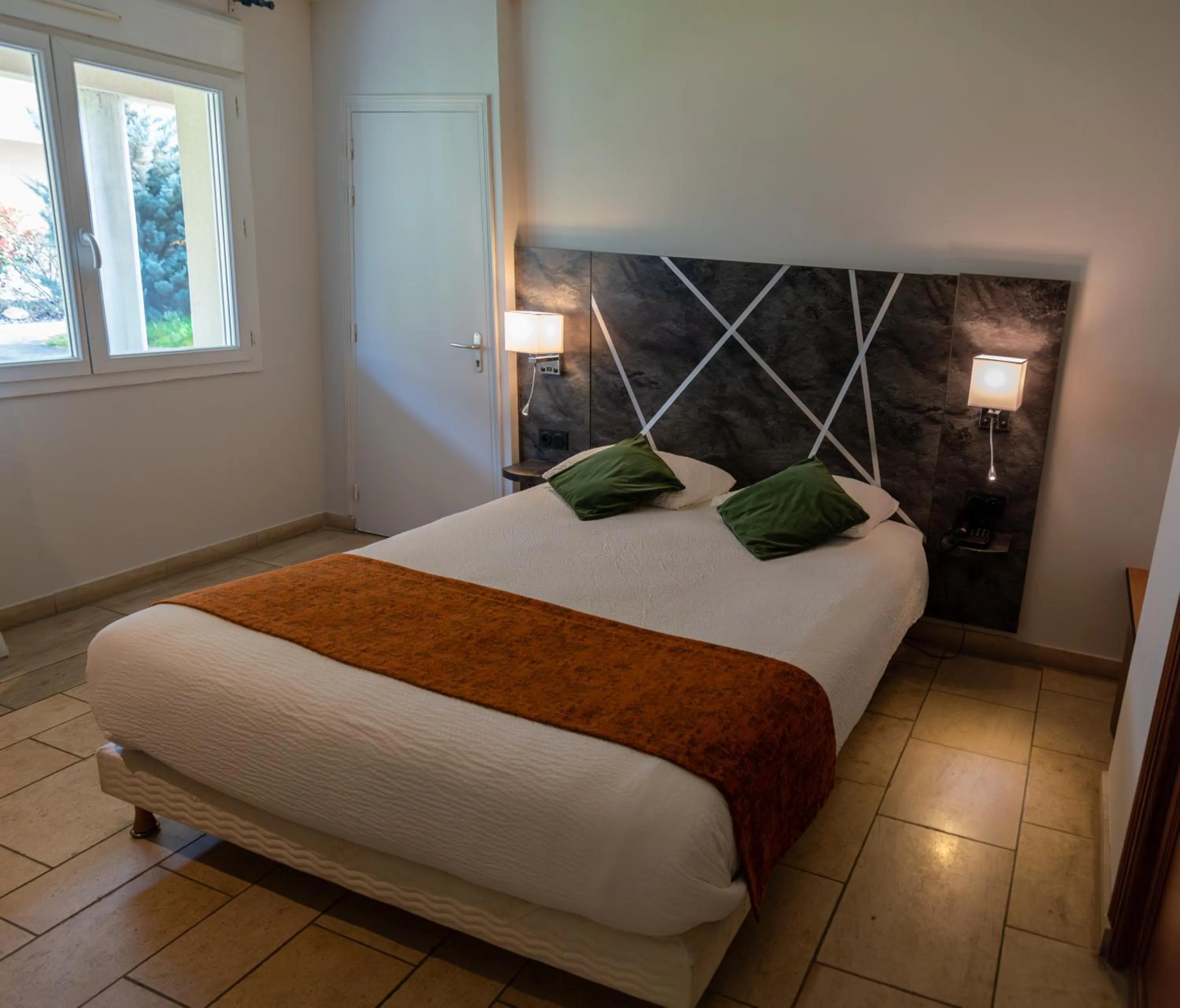 Bedroom, Bed in Logis Des Sources