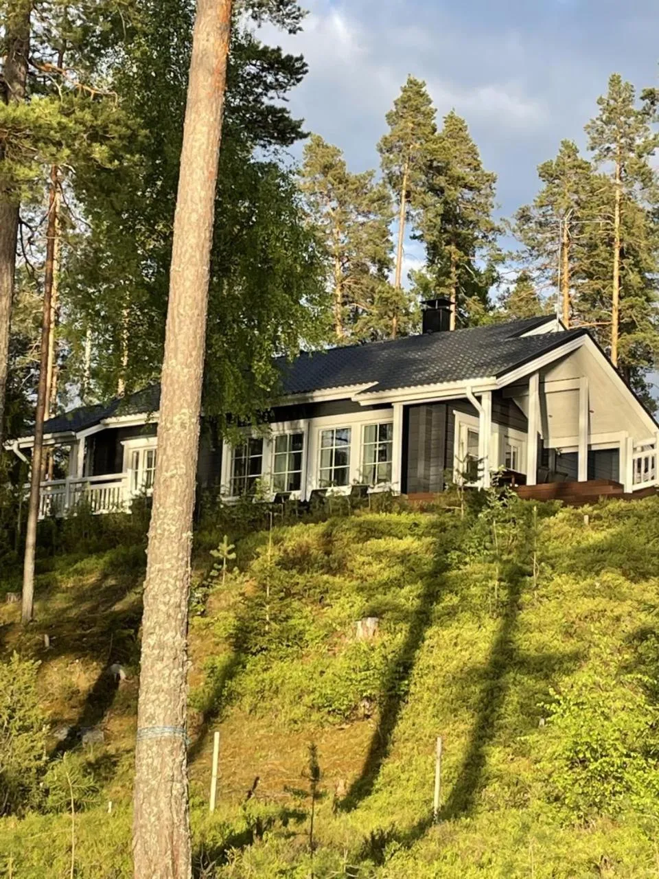 Elegant villa on the shore of Lake Saimaa