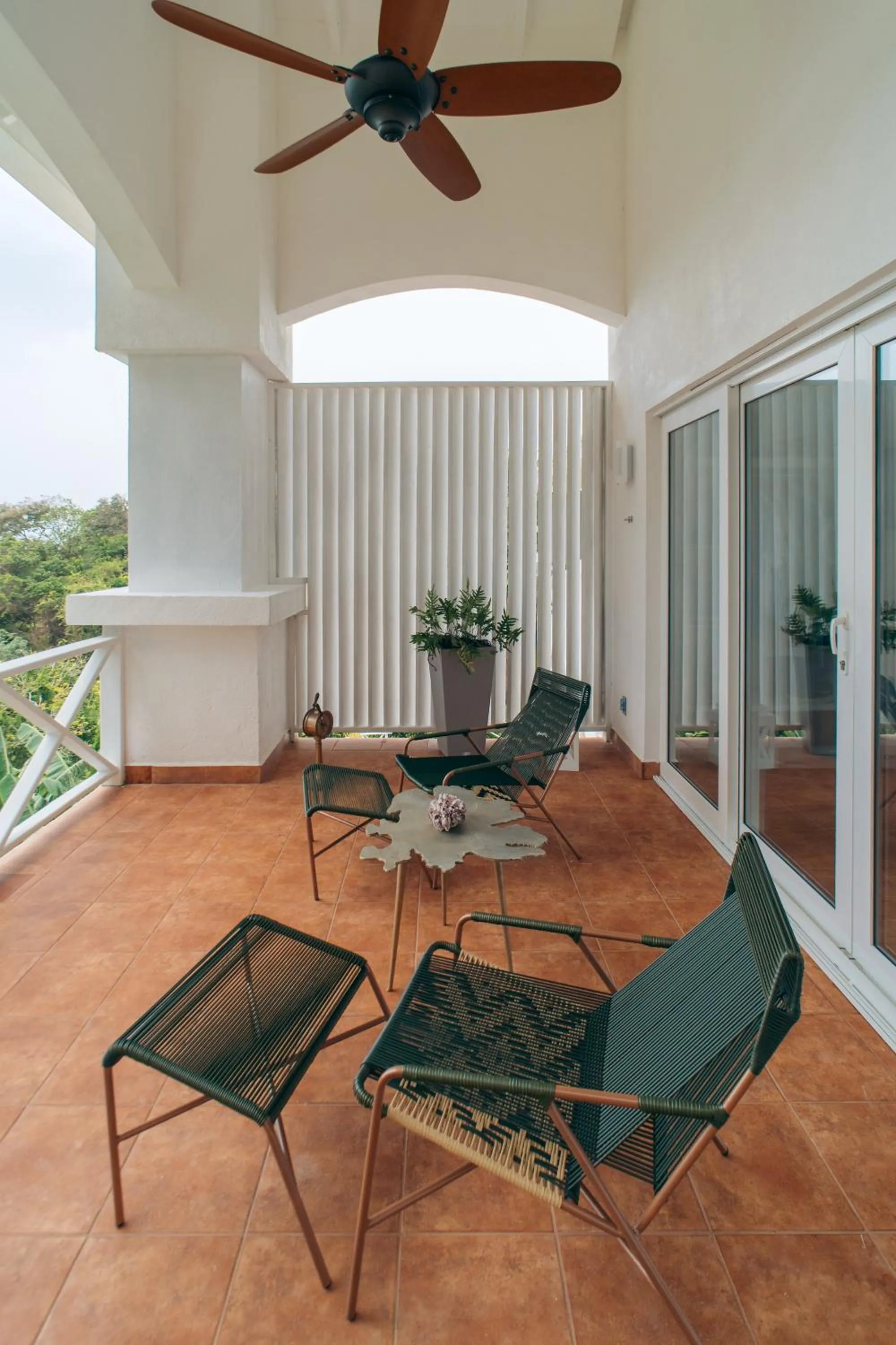 Balcony/Terrace in Blue Roatan Resort