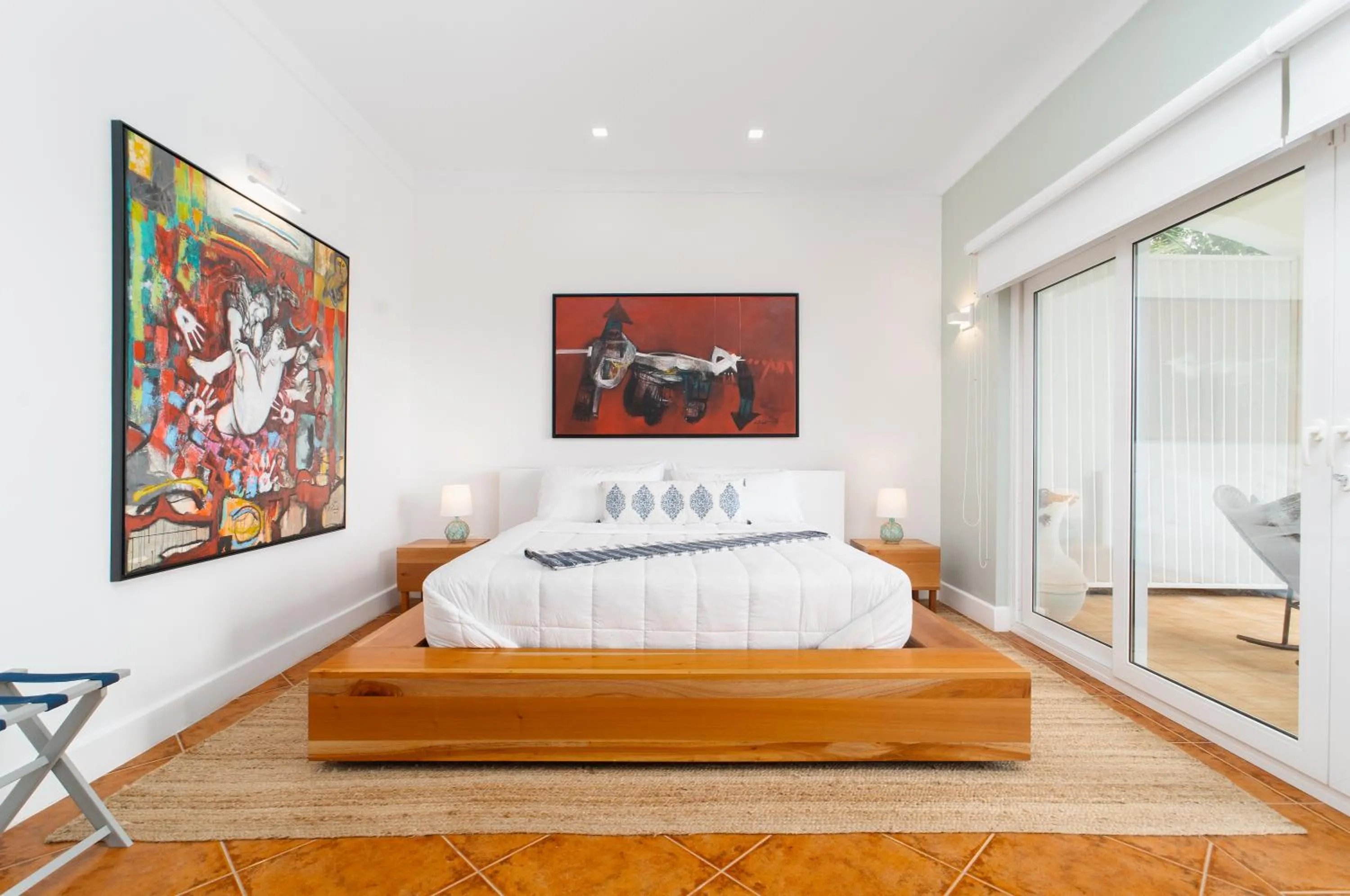 Bed in Blue Roatan Resort