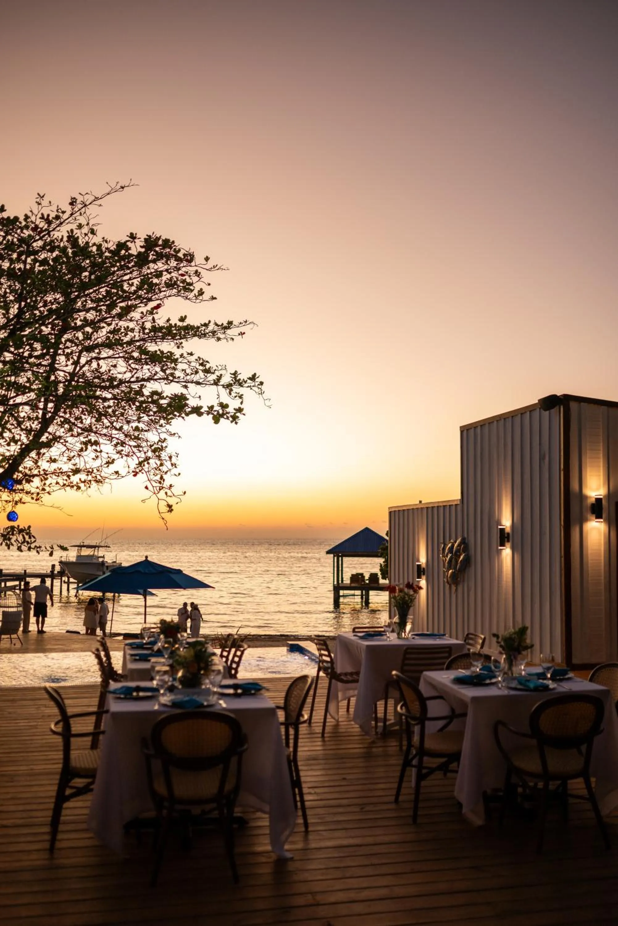 Property building in Blue Roatan Resort