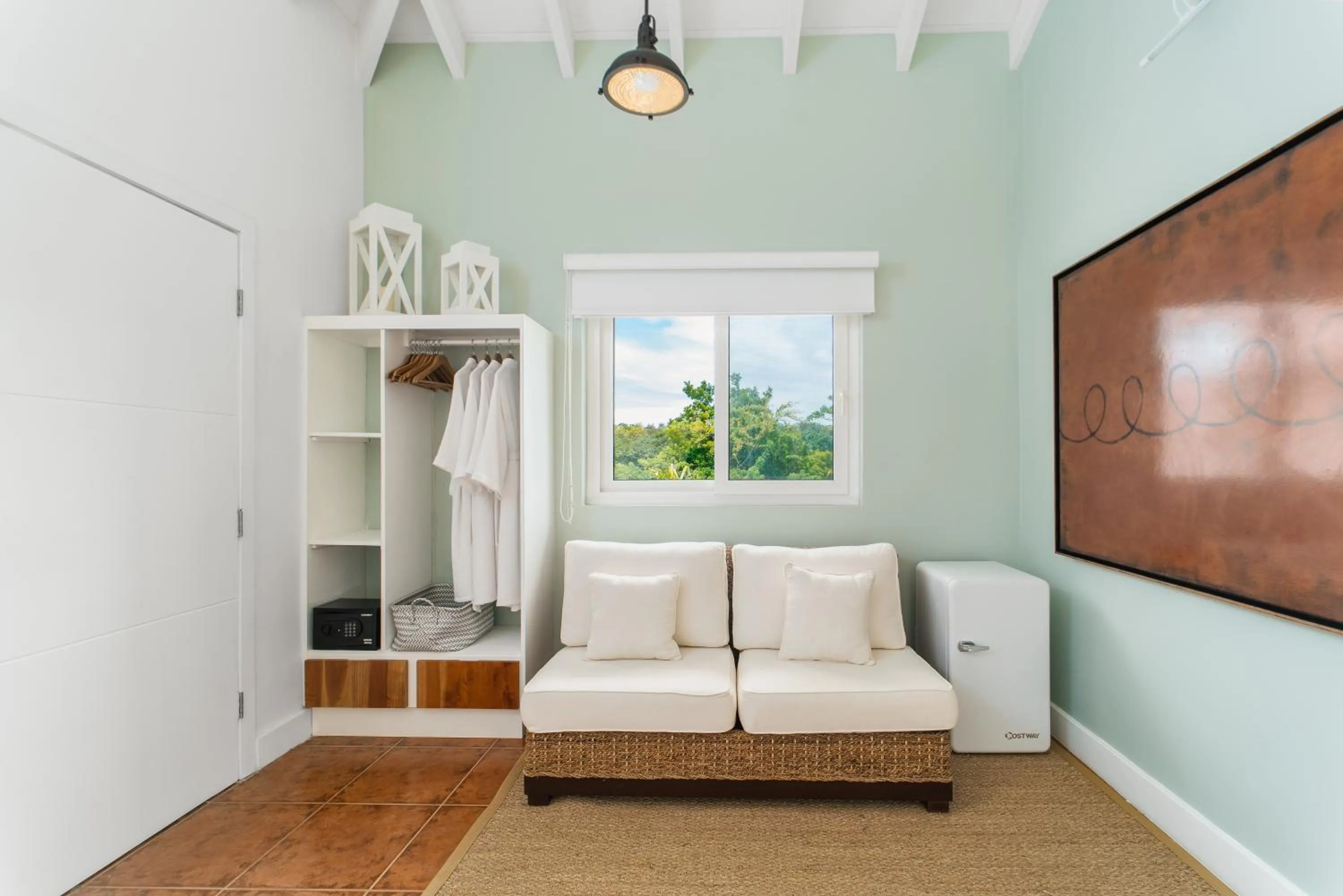 Living room in Blue Roatan Resort
