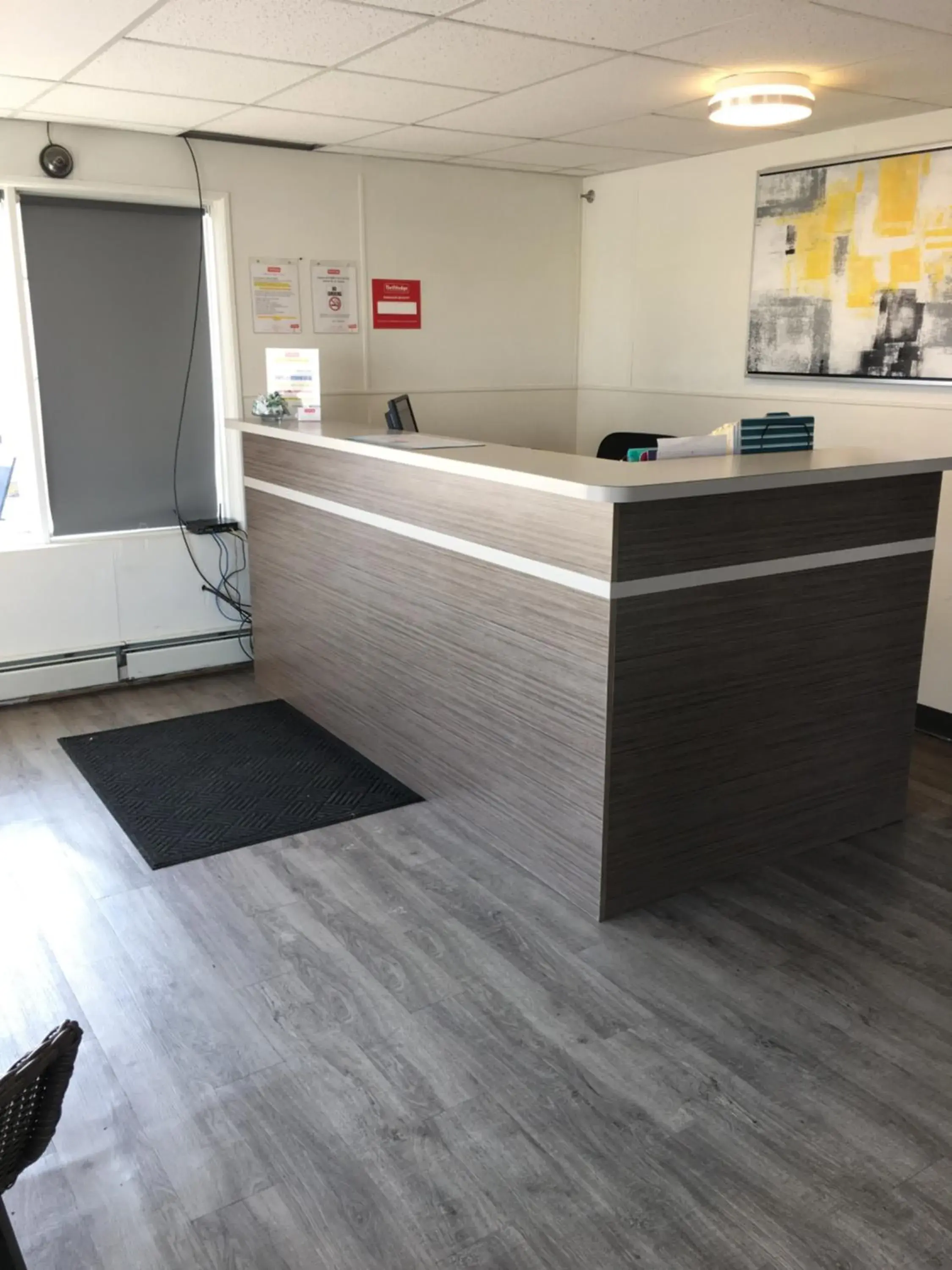 Lobby or reception in Howard Johnson by Wyndham Grande Prairie Lobby or reception in Howard Johnson by Wyndham Grande Prairie