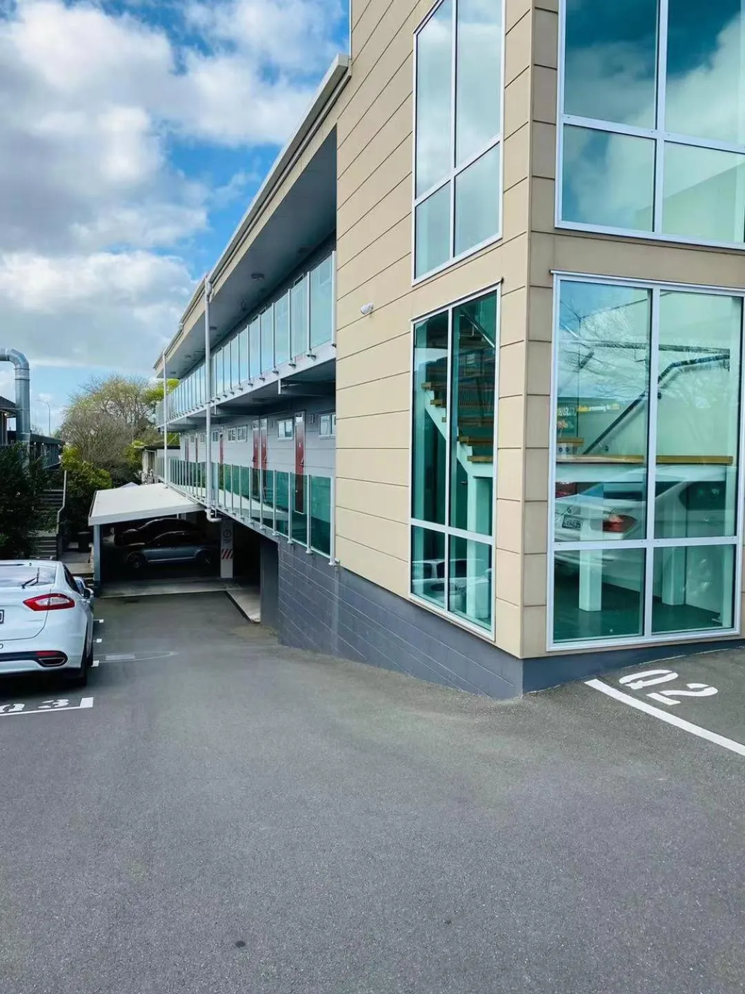 Property building in Zeta Motel