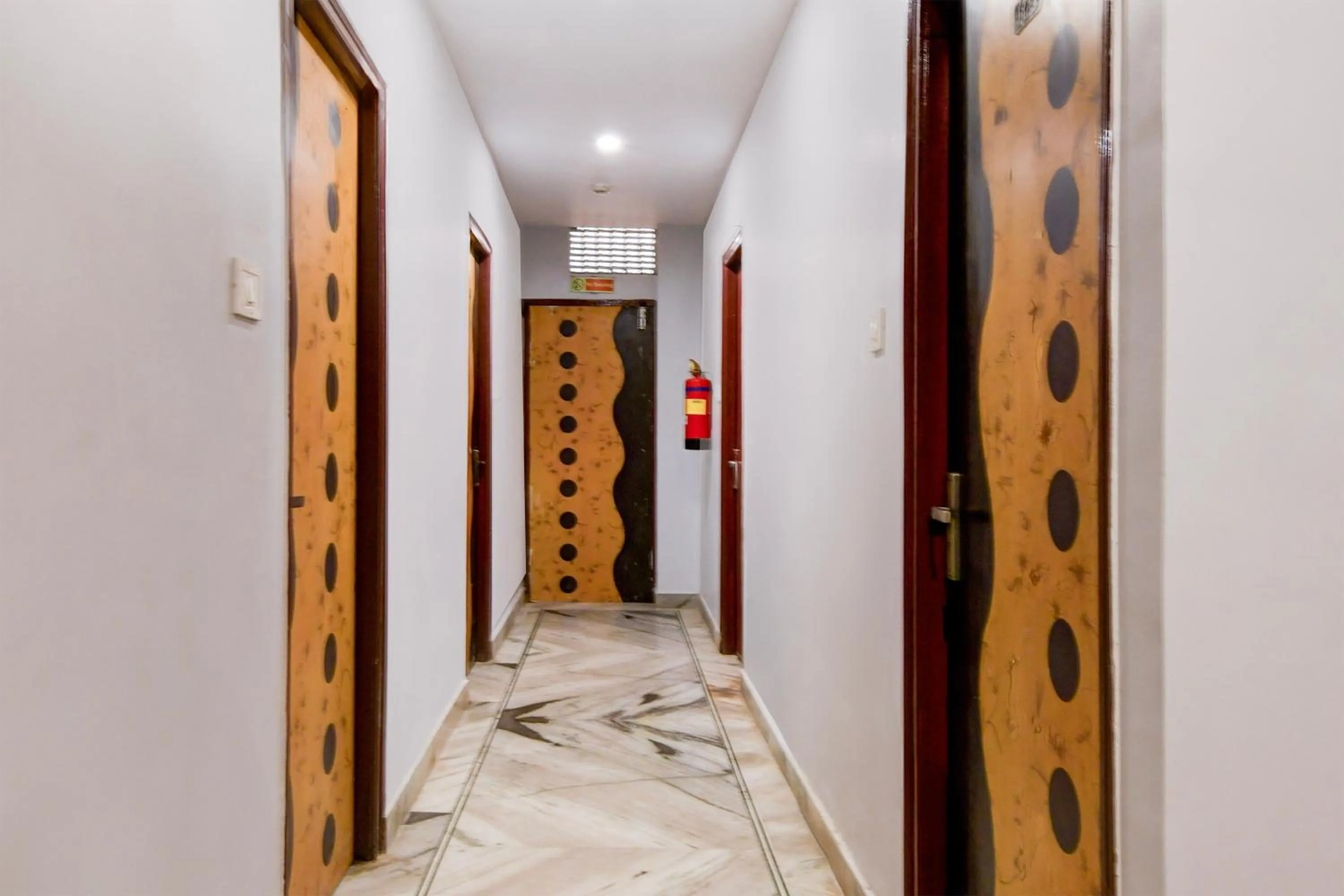 Lobby or reception in Super Hotel O Picnic Garden formerly Amaris Stay