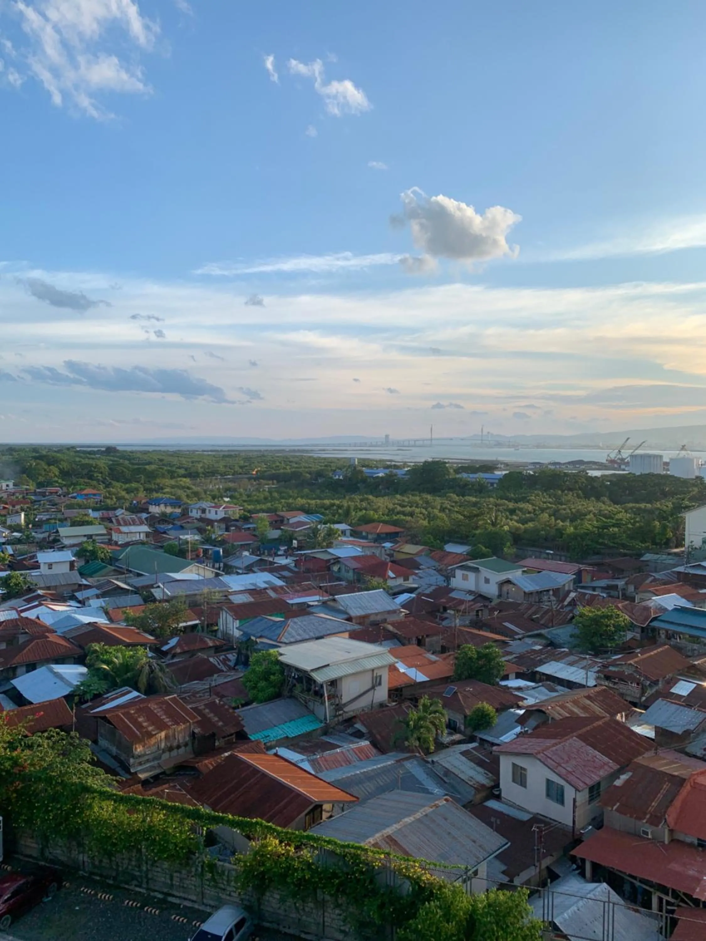 Quayside Condo near Airport