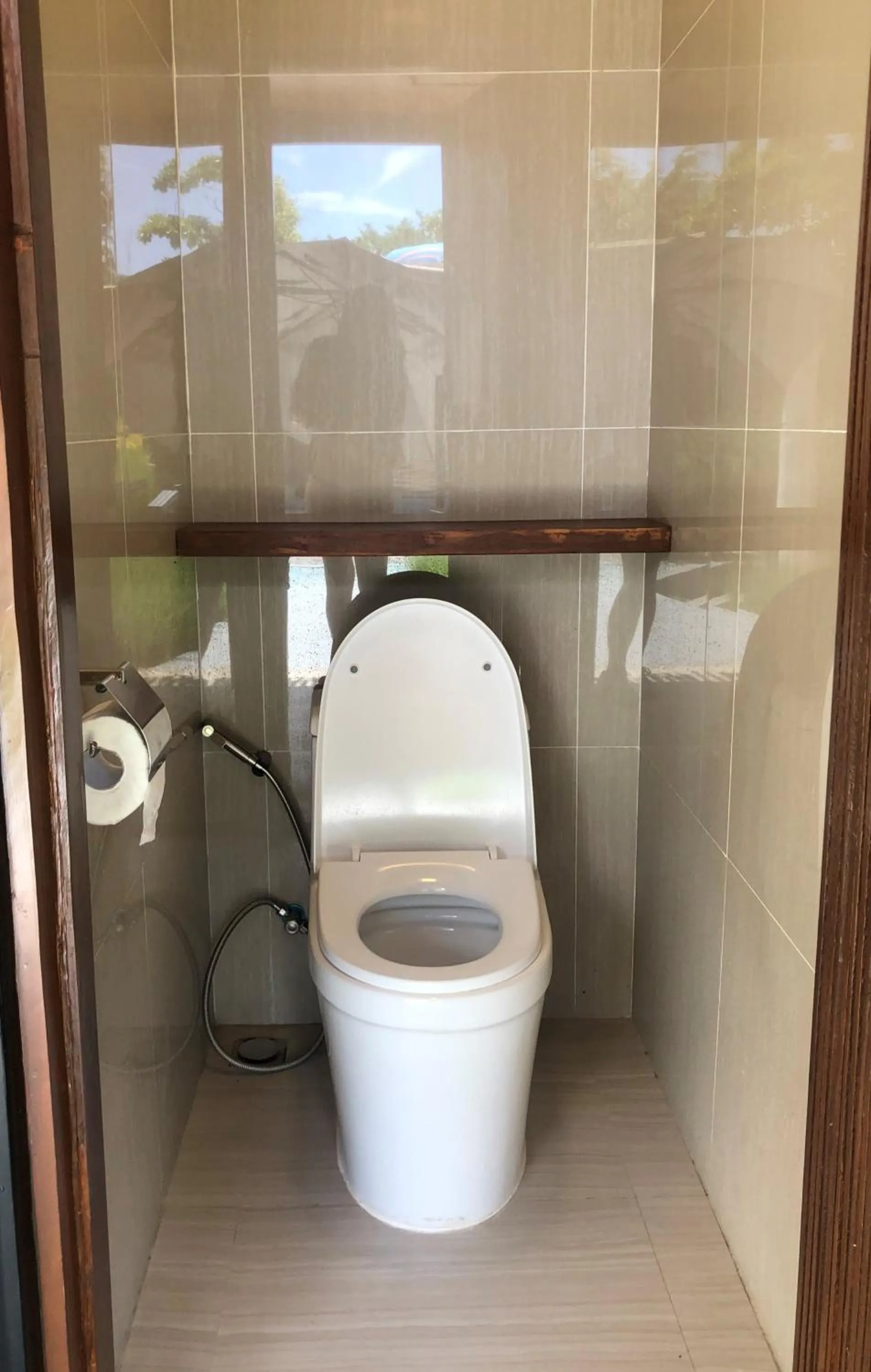 Toilet in Cocoons Club Laiya