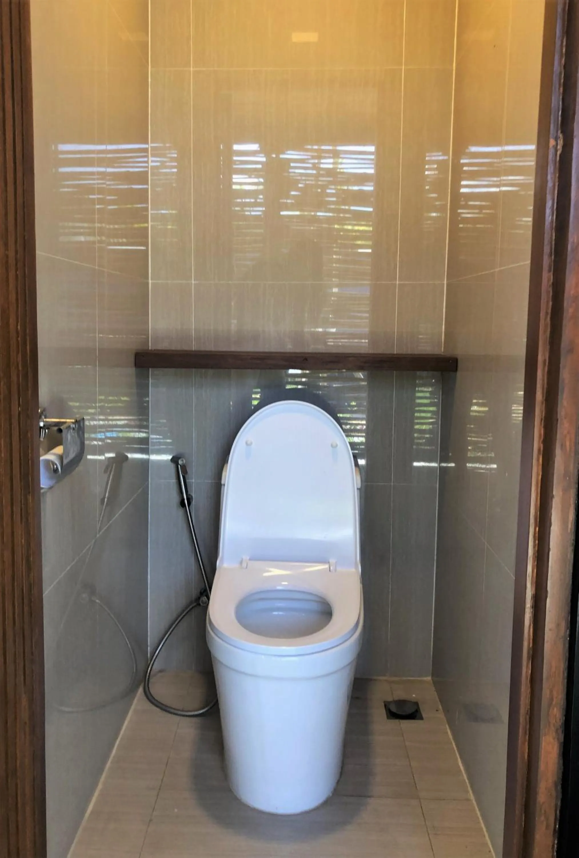 Toilet in Cocoons Club Laiya