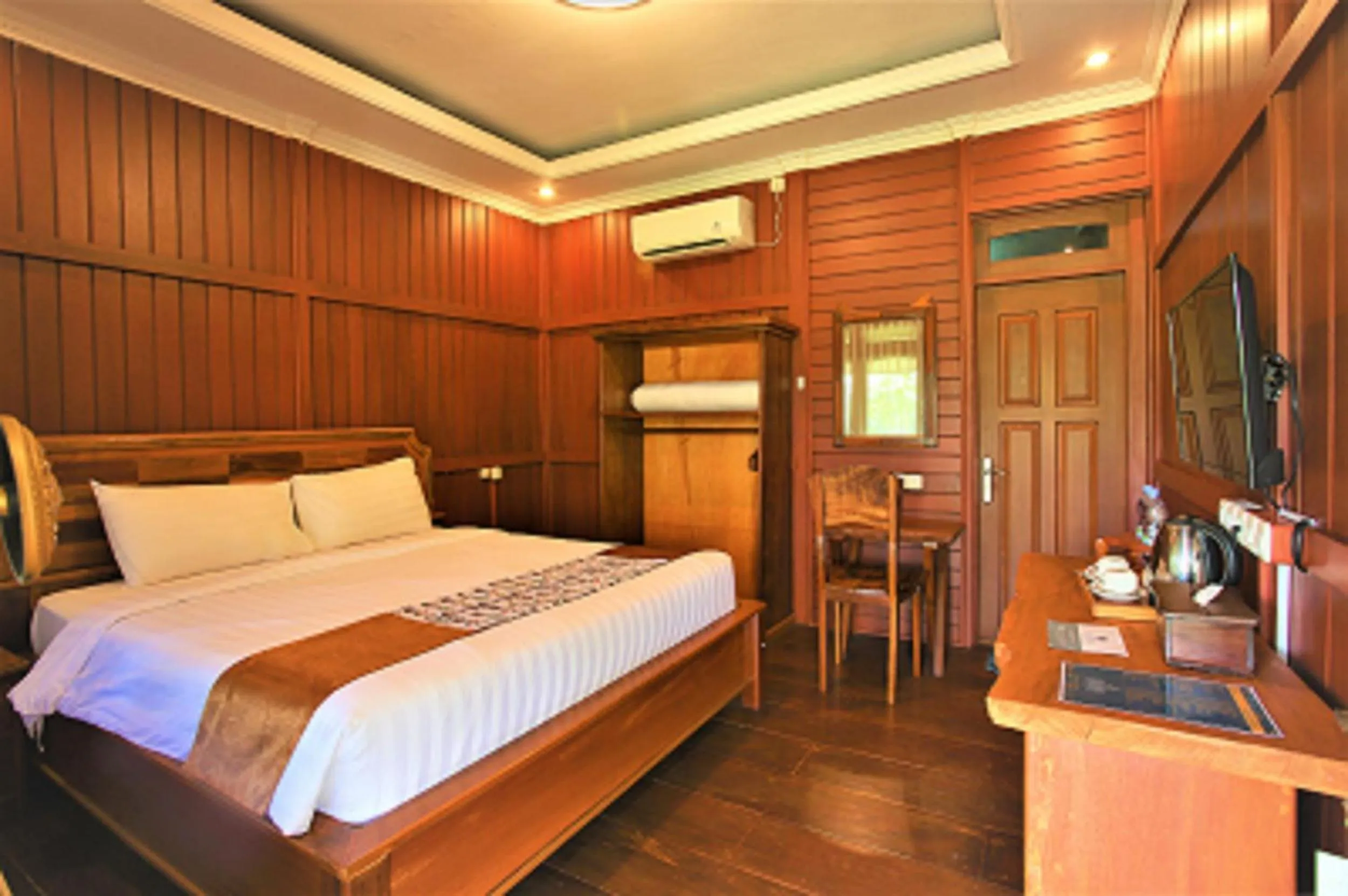 Photo of the whole room, Bed in Kasuari Exotic Resort Magelang