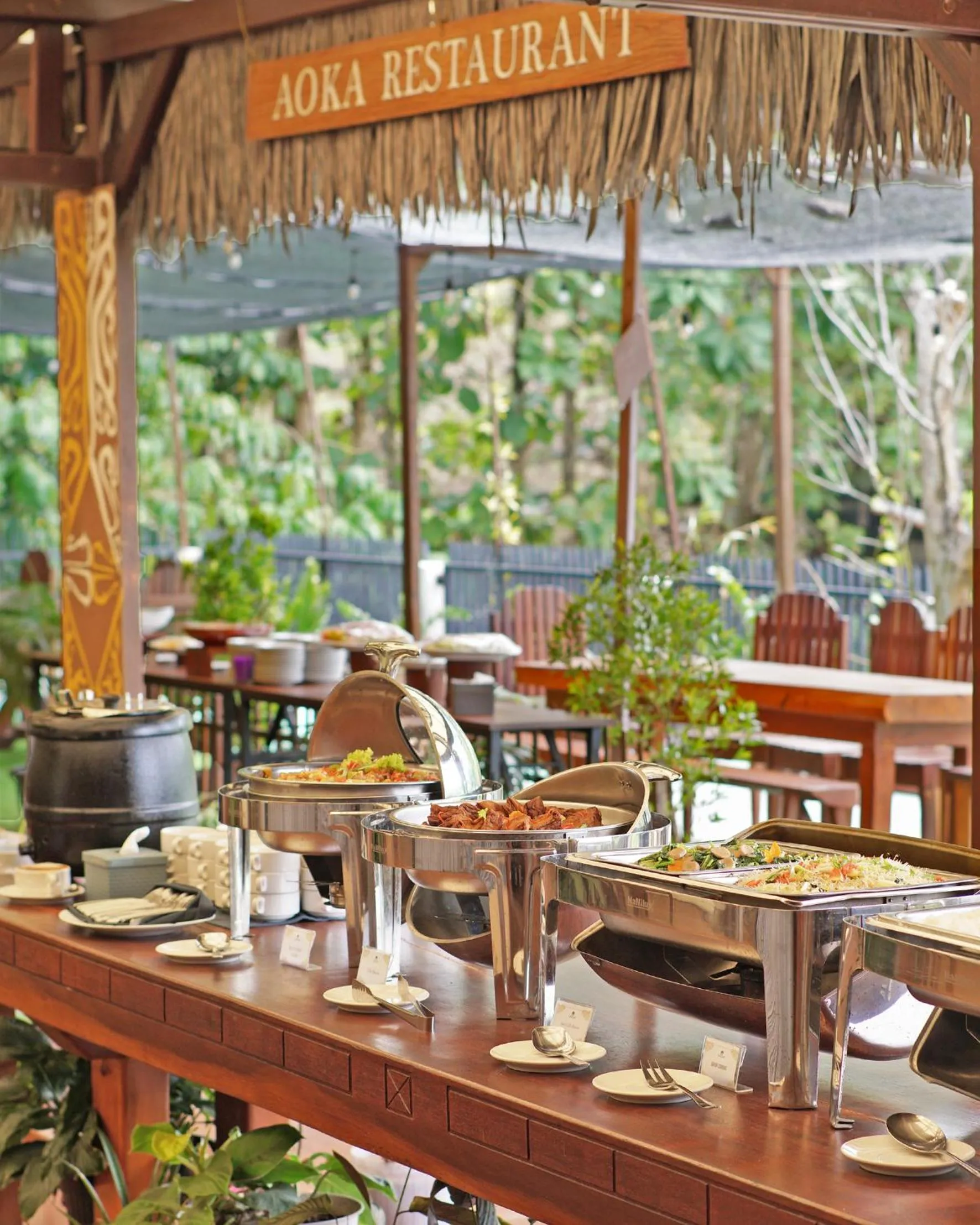 Restaurant/places to eat in Kasuari Exotic Resort Magelang