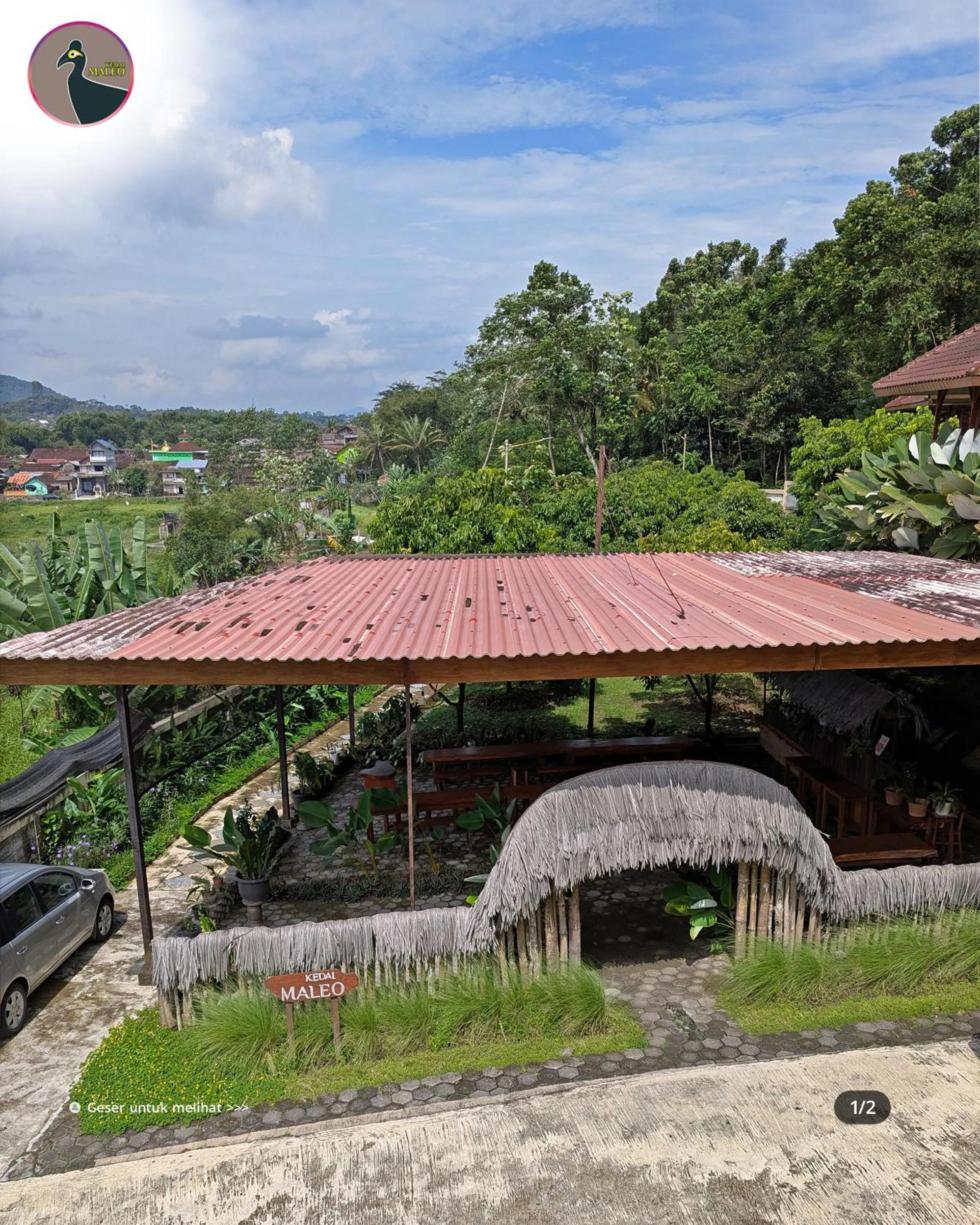 Restaurant/places to eat in Kasuari Exotic Resort Magelang