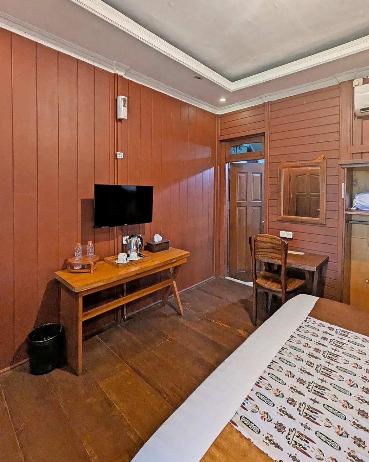 Coffee/tea facilities, Bed in Kasuari Exotic Resort Magelang