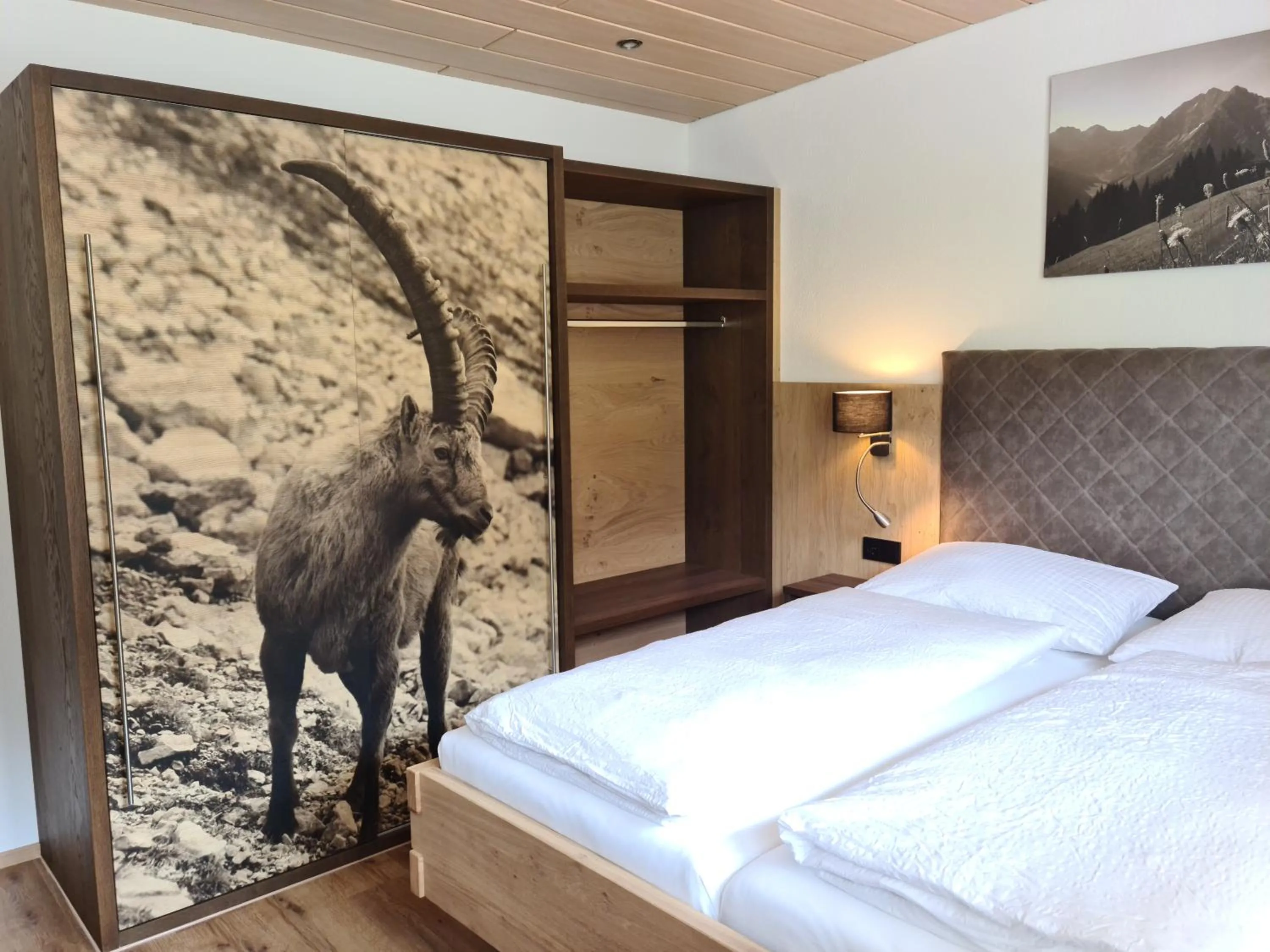 Bedroom, Bed in Haus Haberstock