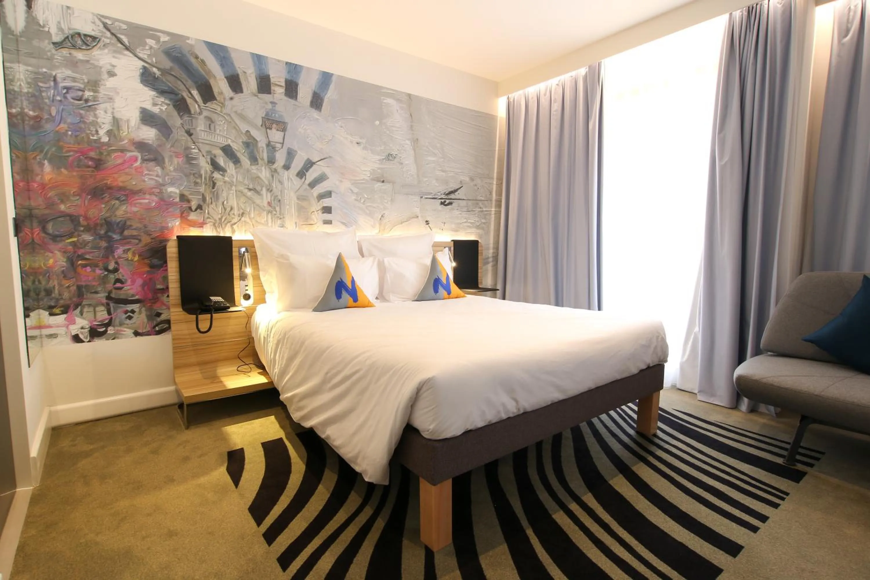 Bed in Novotel Tunis Lac