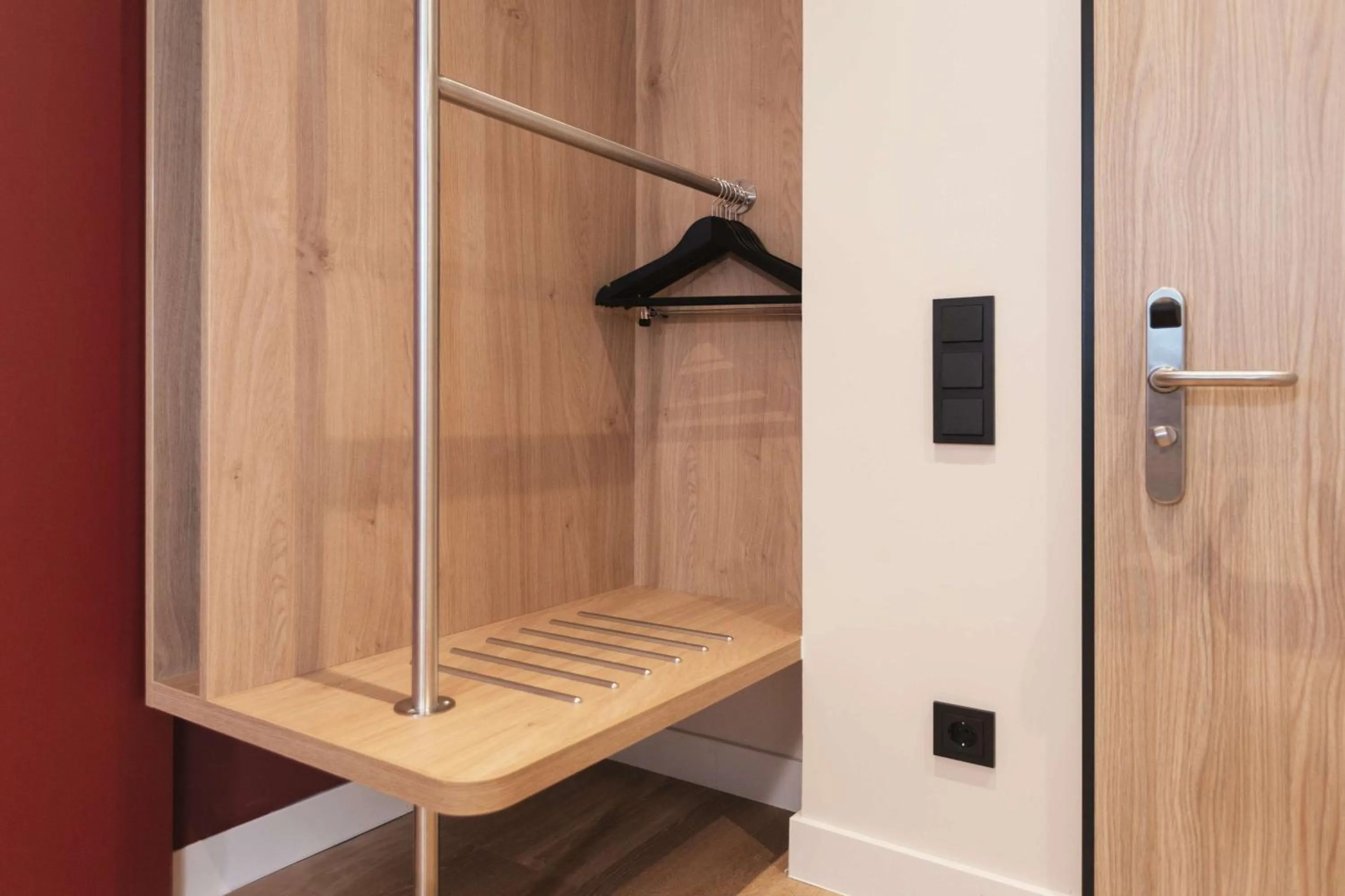 Photo of the whole room in Hampton by Hilton Konstanz