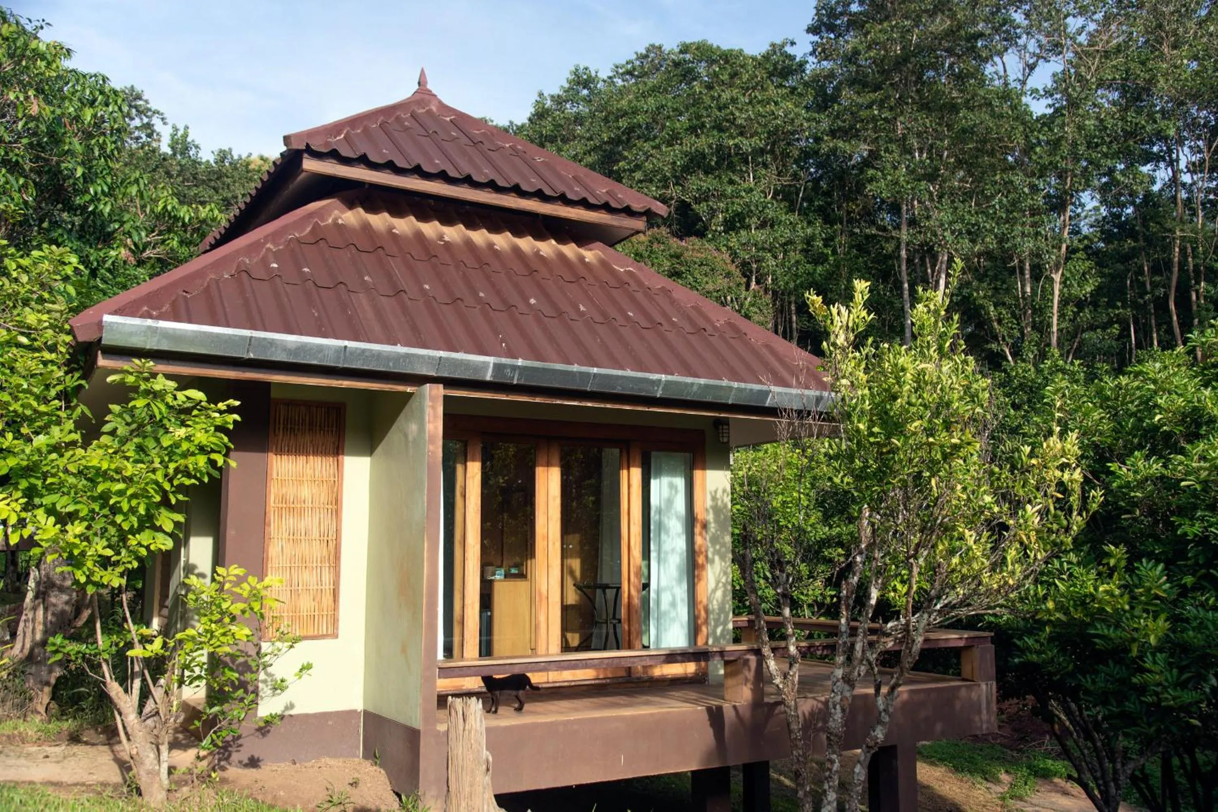 Facade/entrance in Tawan Riverside
