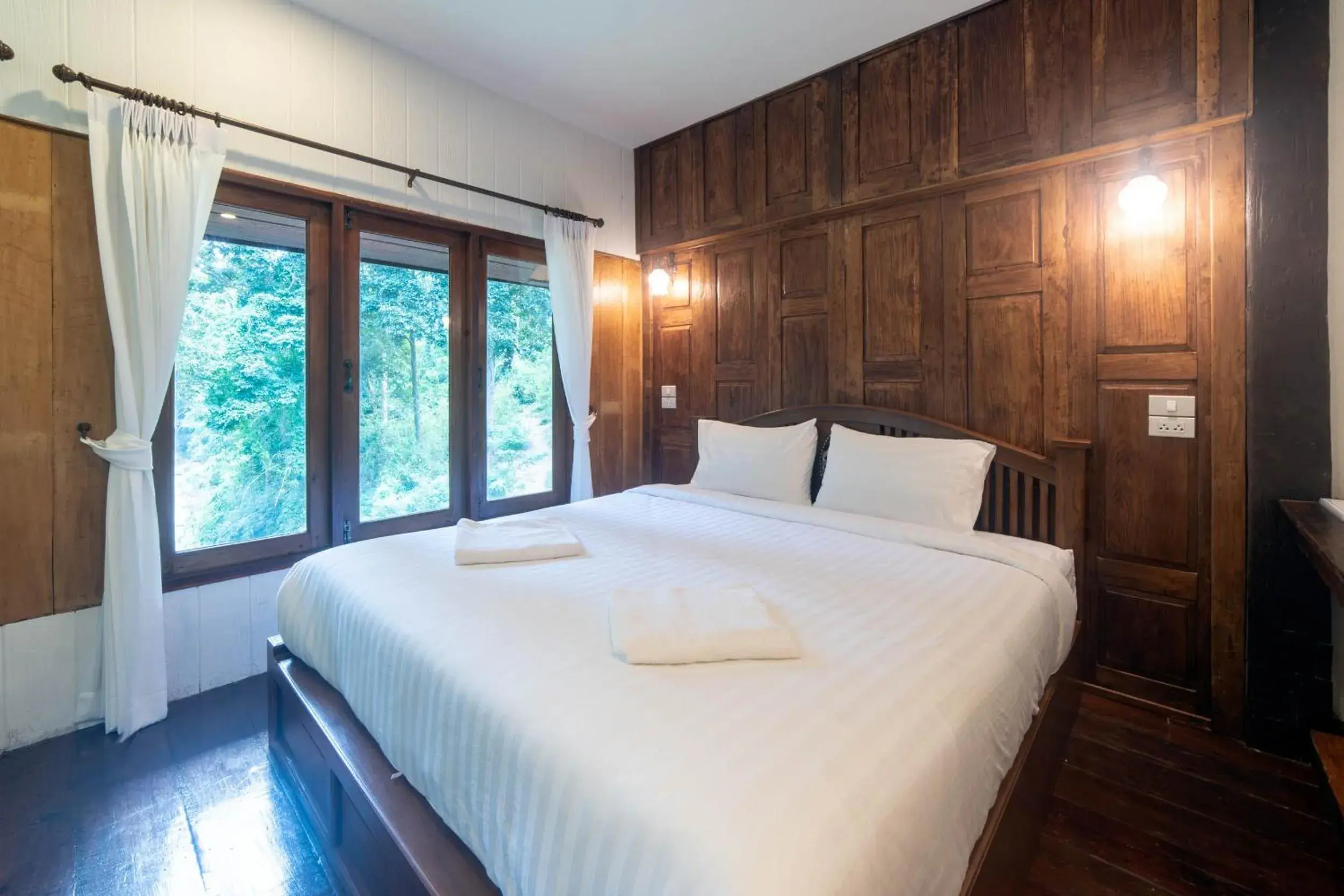 Bed in Tawan Riverside Bed in Tawan Riverside