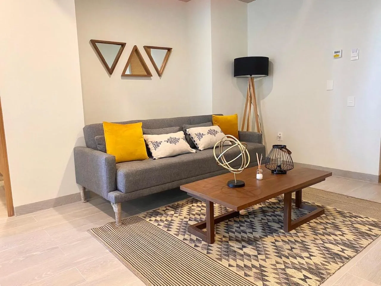 Living room in The Boat Condo by Andiani Travel