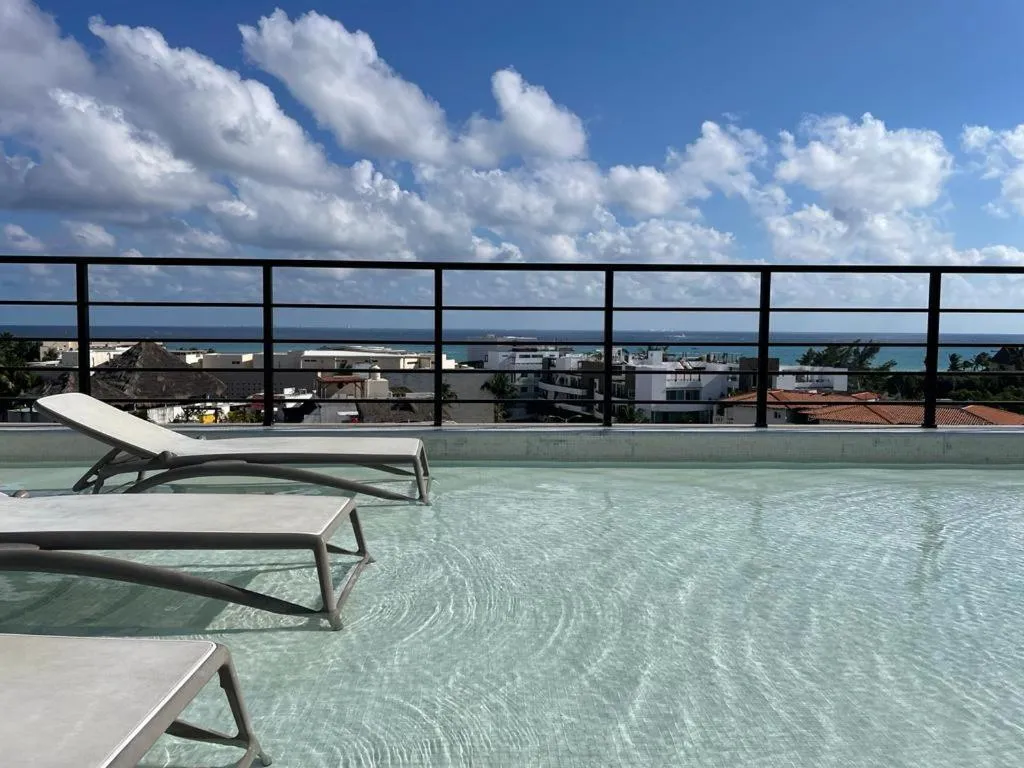 The Boat Condo by Andiani Travel