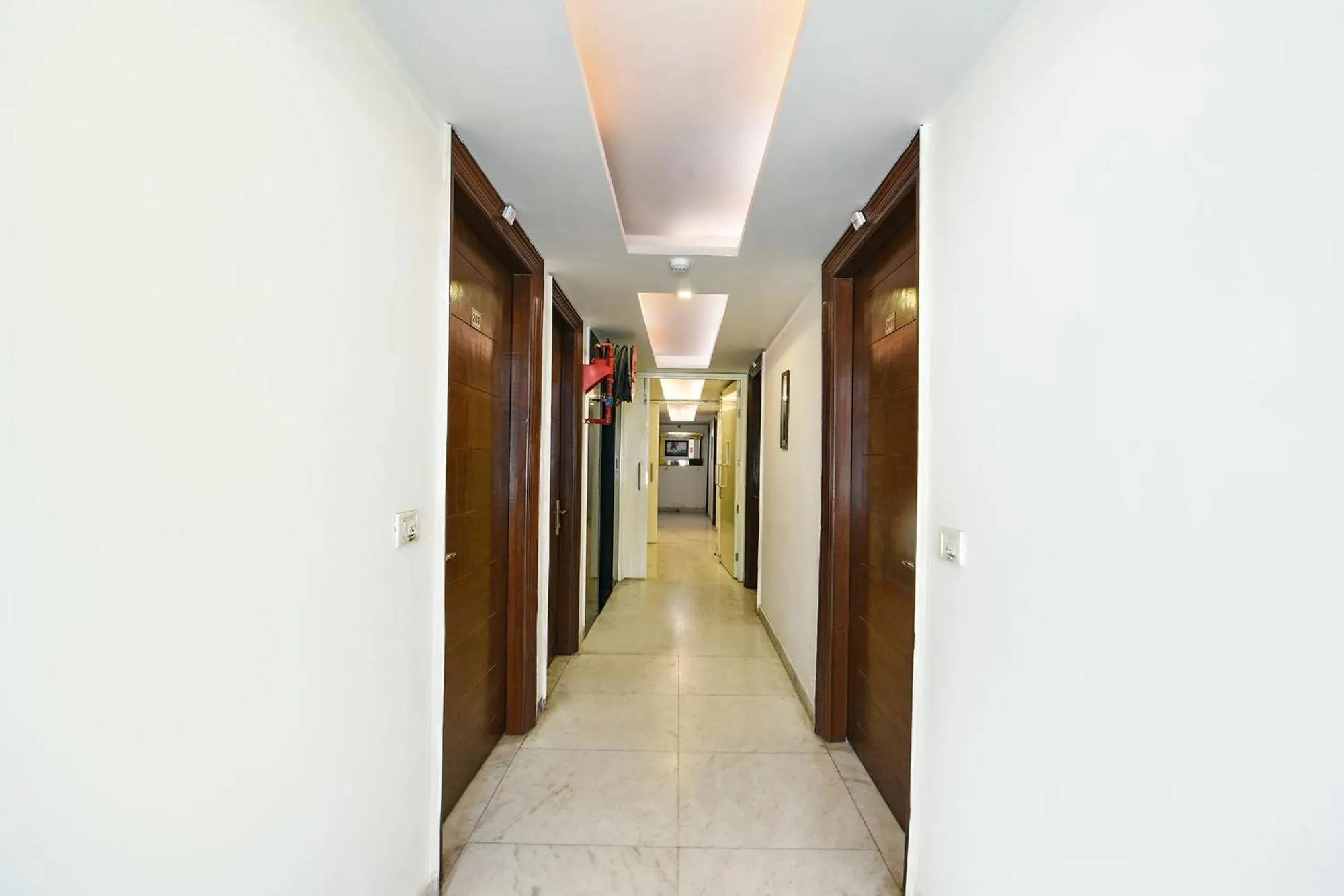 Lobby or reception in FabHotel Baba Residency Near New Delhi Railway Station