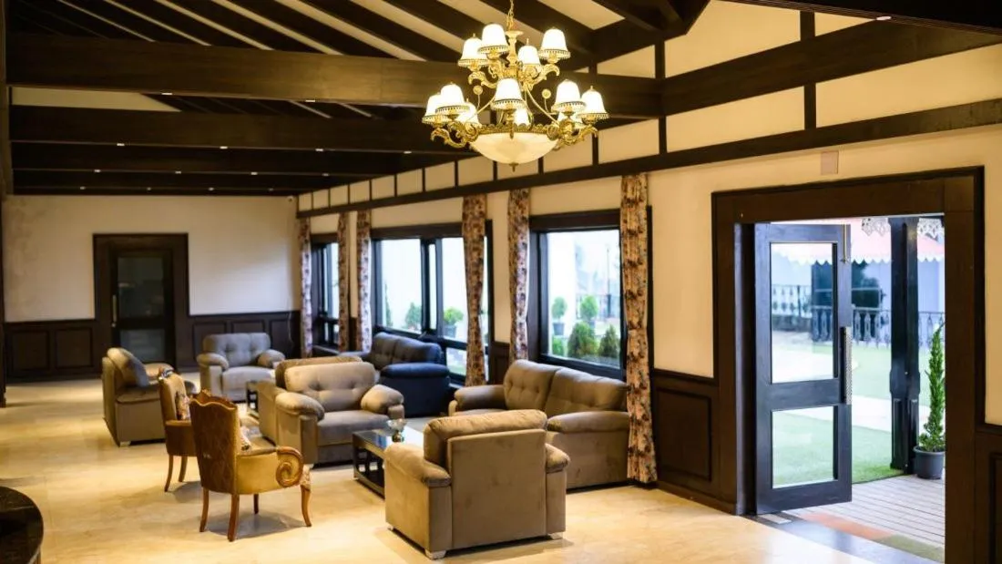 Restaurant/places to eat in Istana Resort & Spa