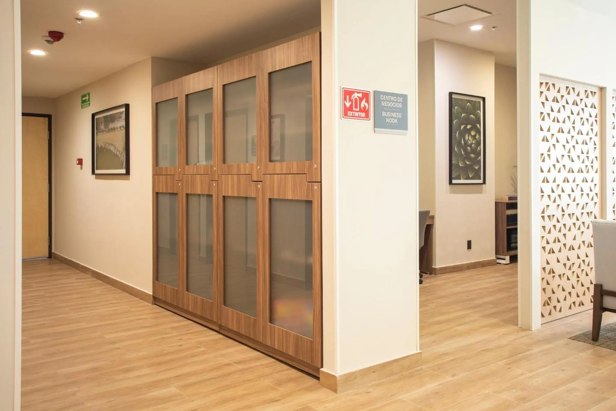 Decorative detail in Candlewood Suites - Guadalajara Galerias by IHG