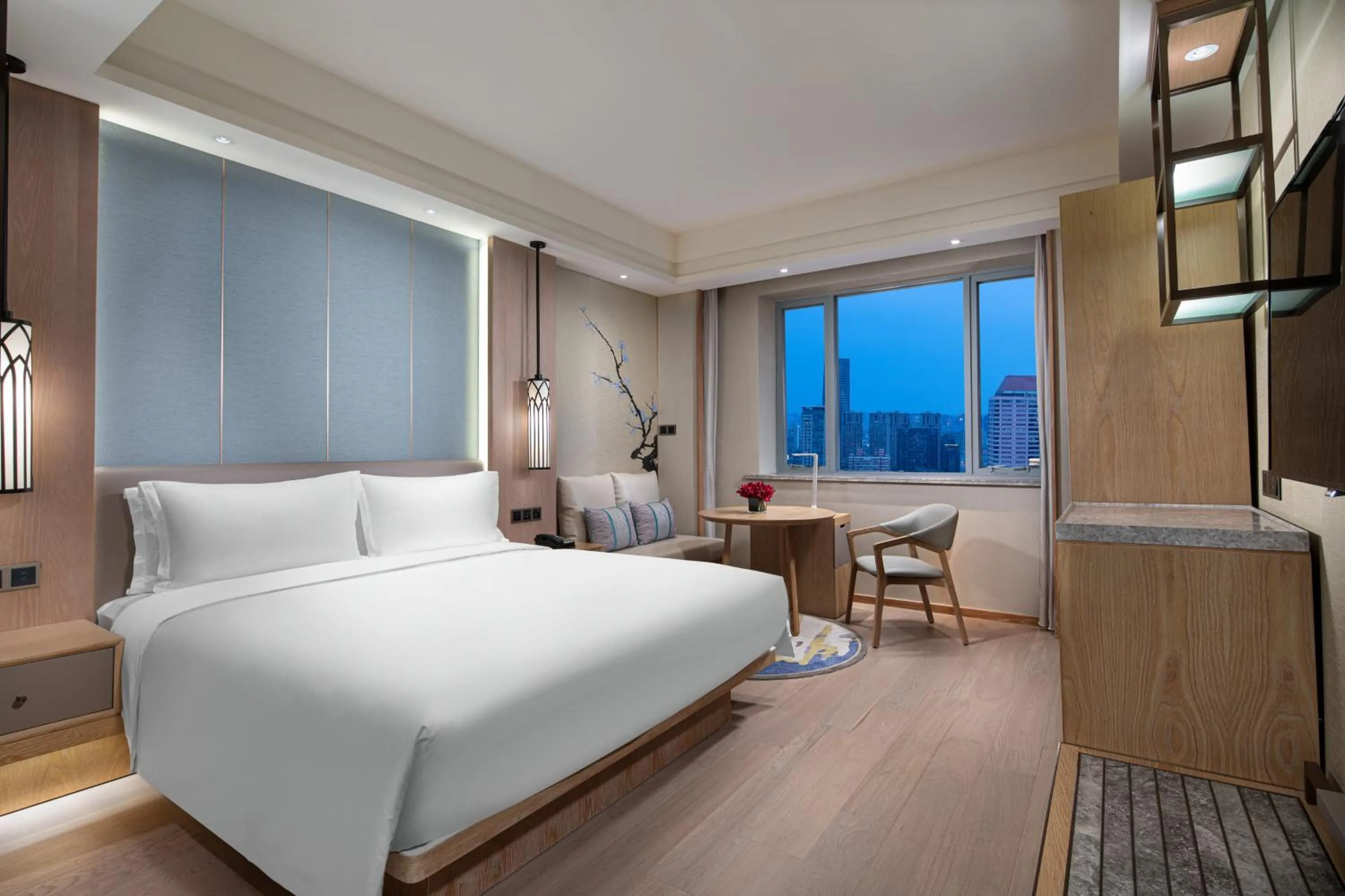 Photo of the whole room, Bed in Crowne Plaza Shanghai Nanjing Road by IHG
