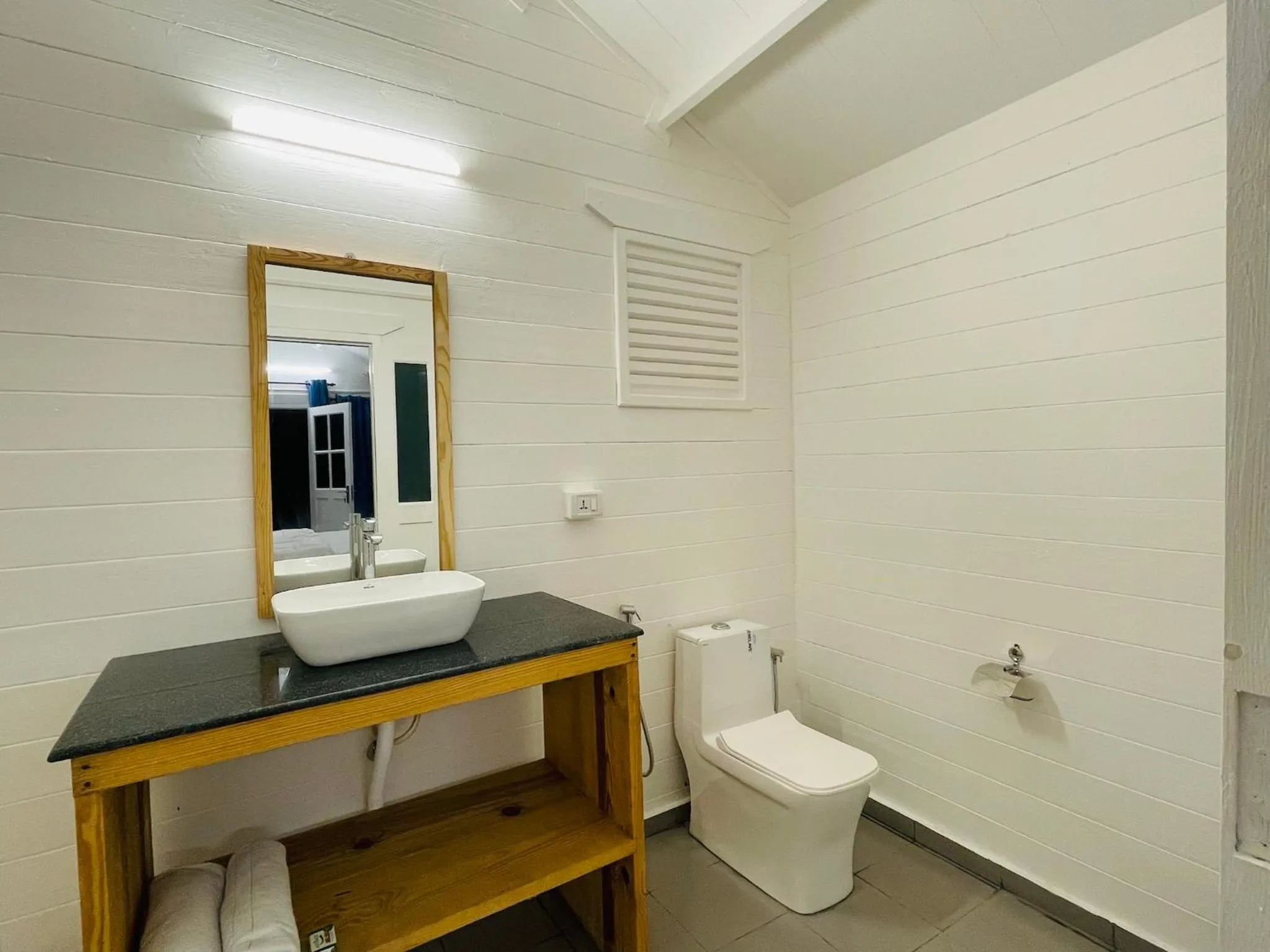 Bathroom in Cocos Beach Resort