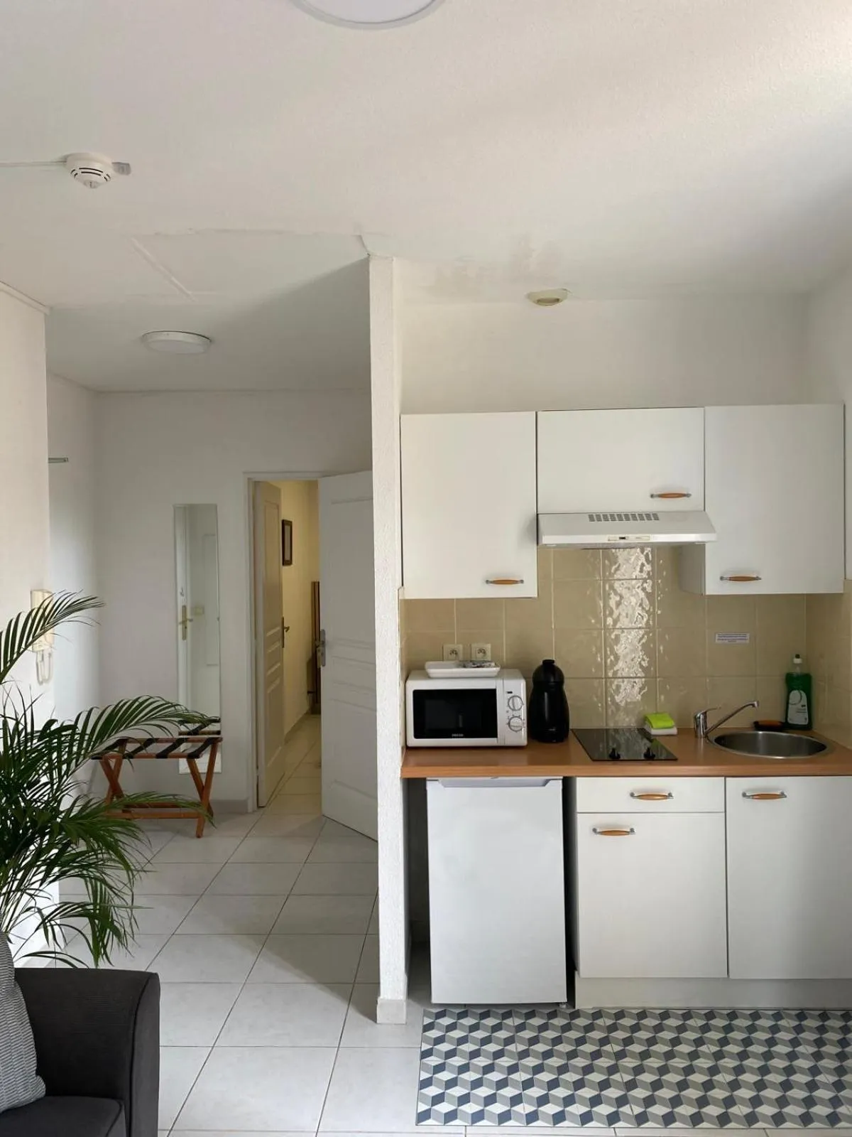 Kitchen or kitchenette in Kimi Résidence